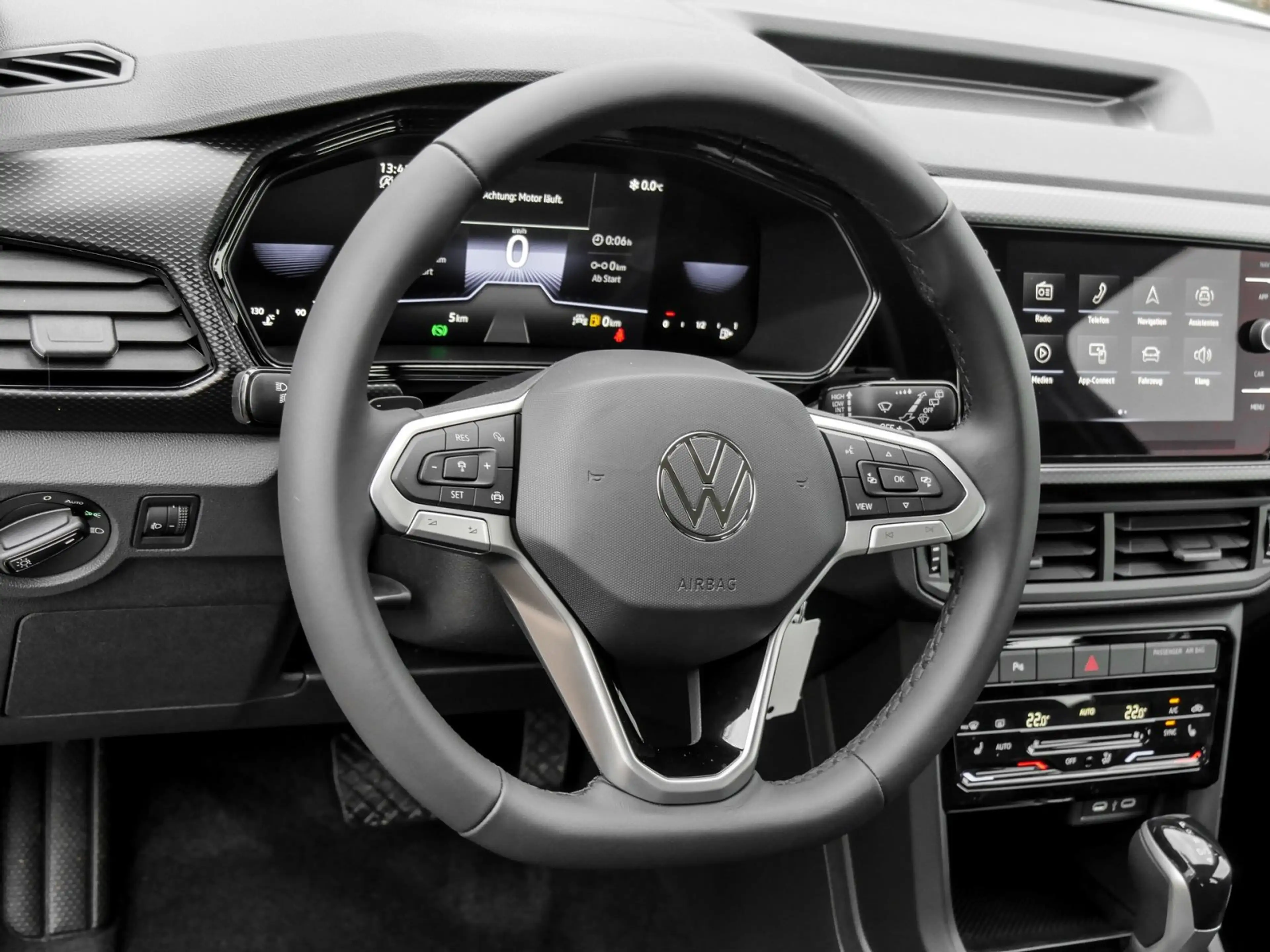 Volkswagen T-Cross Life 1.0 TSI DSG ACC Climatr. Nav.vorb. — photo 9