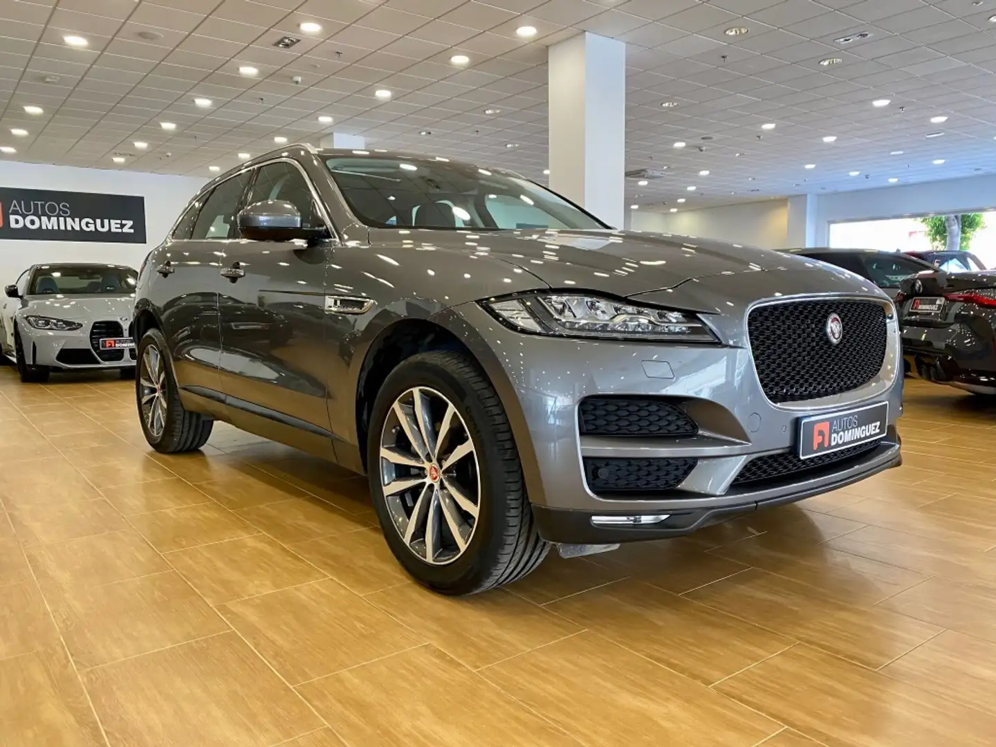 Jaguar F-Pace 2.0i4D Prestige Aut. AWD 240 Gris - 2