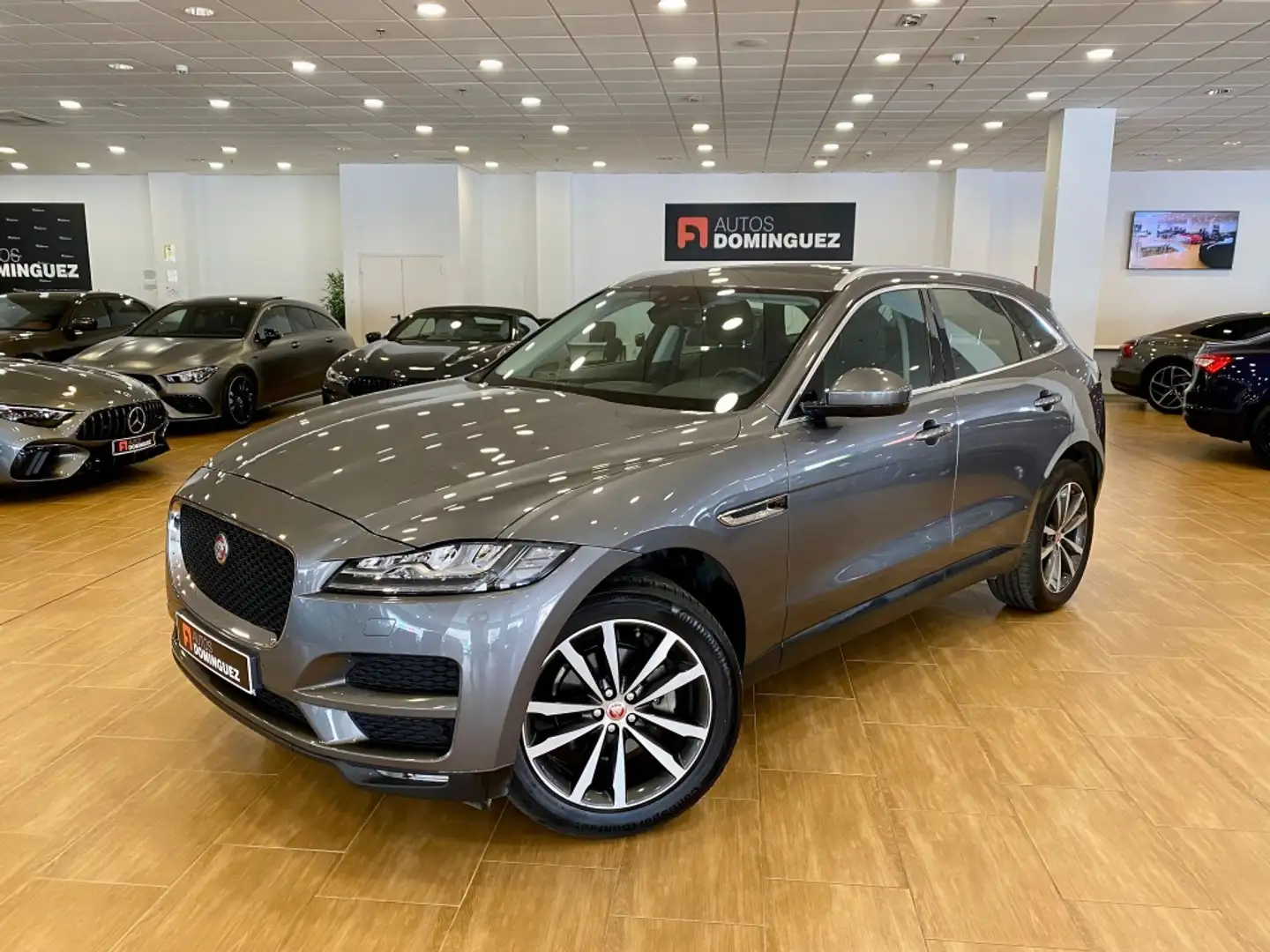 Jaguar F-Pace 2.0i4D Prestige Aut. AWD 240 Gris - 1