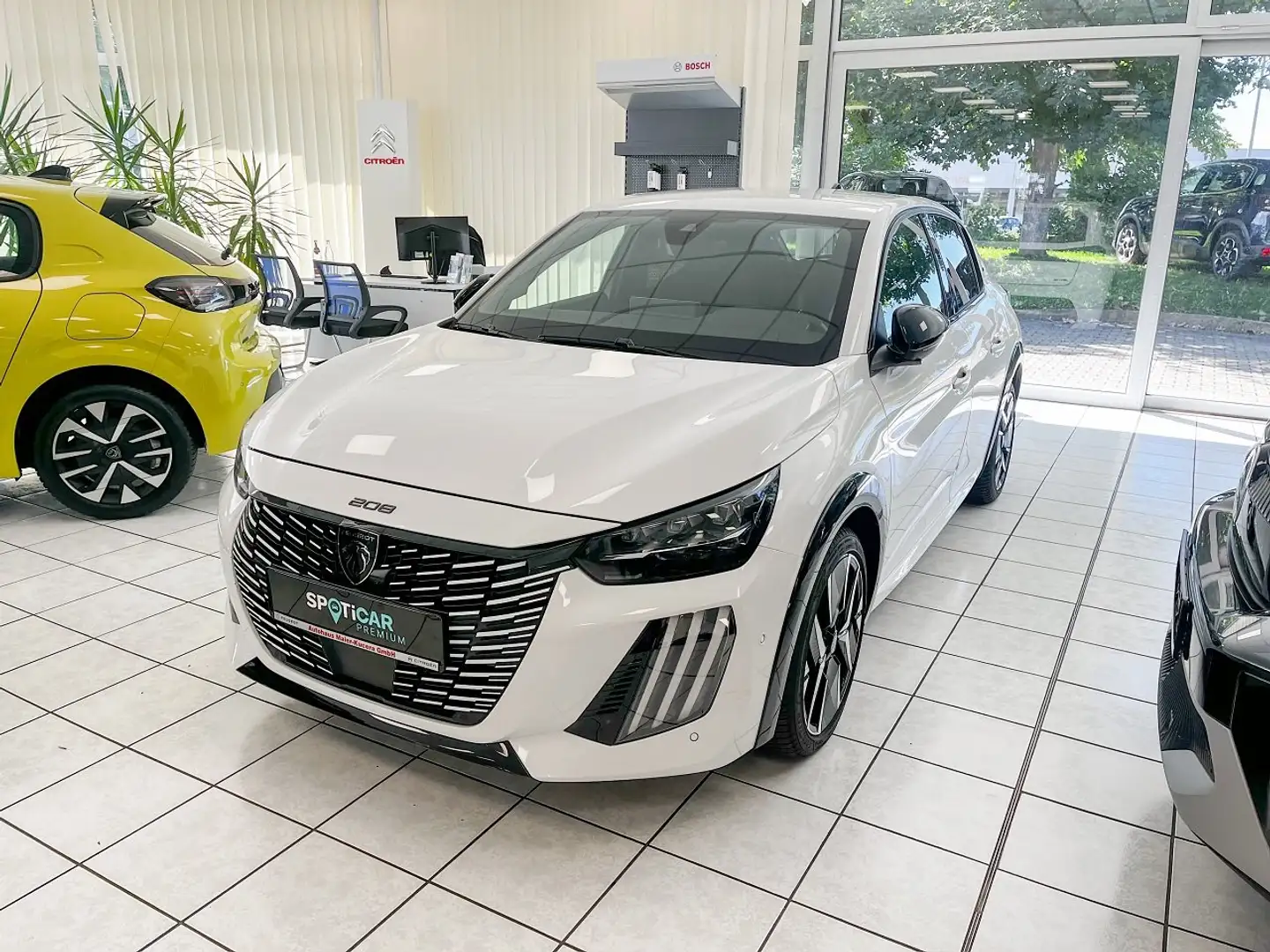 Peugeot 208 Hybrid GT Weiß - 2
