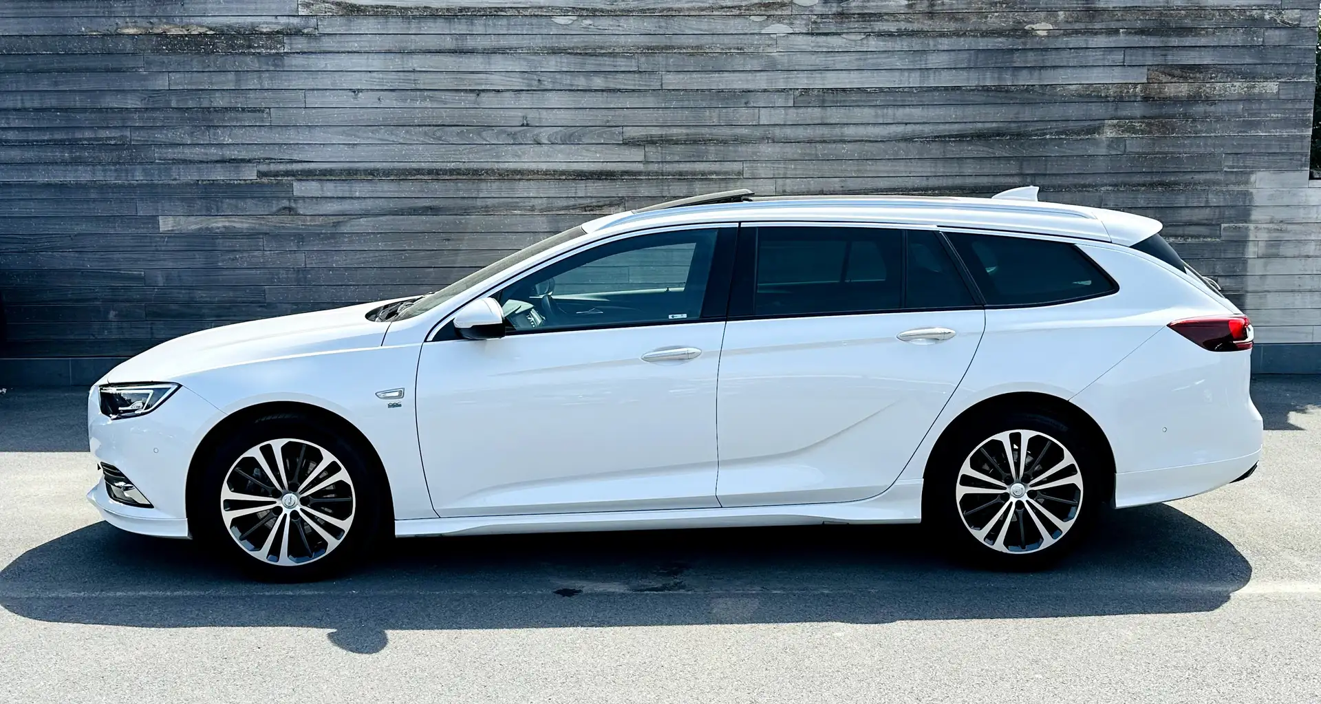 Opel Insignia OPC LINE**PANO**LEDER**HUD**SPORTSEATS**18"ALU Blanc - 2