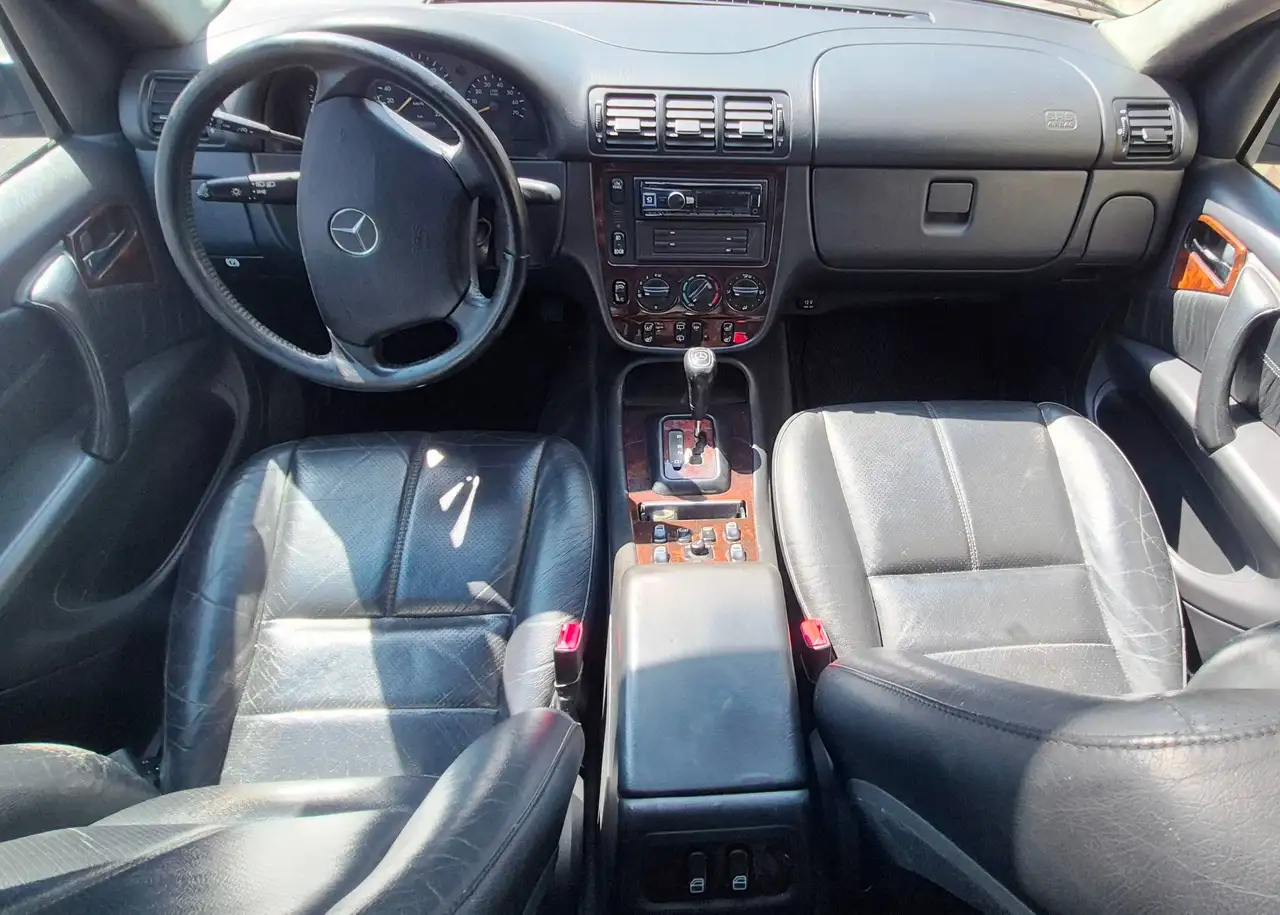 Mercedes-Benz ML 320 Leder Klima Schiebedach Sitzheizung AHK Allwetterreifen Tüv neu, foto 7