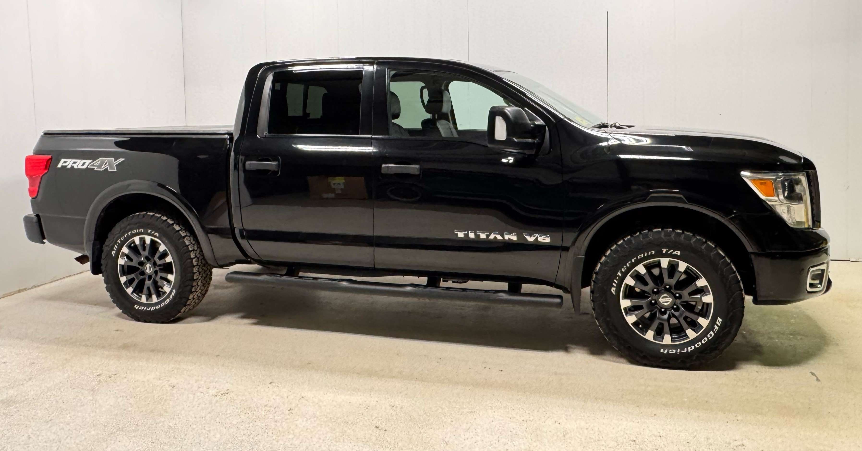 2018 Nissan Titan Crew Cab