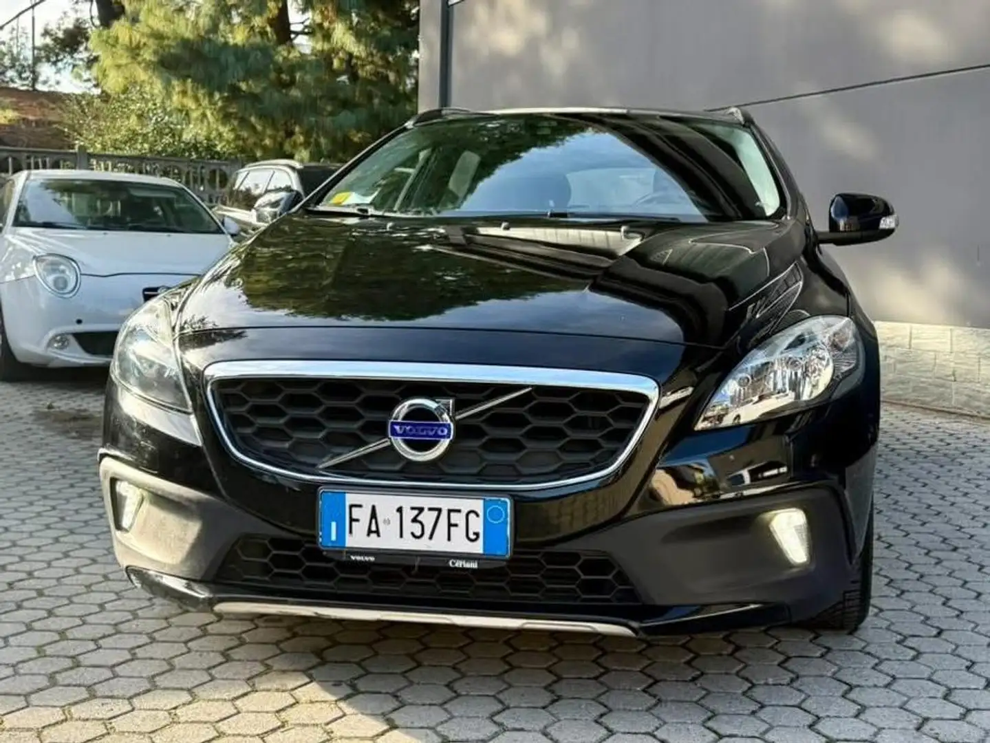 Volvo V40 Cross Country V40 Cross Country 1.6 d2 Business my15 Neopatentat Schwarz - 2