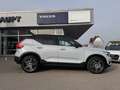 Volvo XC40 D4*R-Design*AWD*AHK*360°ACC*BLIS*PDC*Navi Silber - thumbnail 3