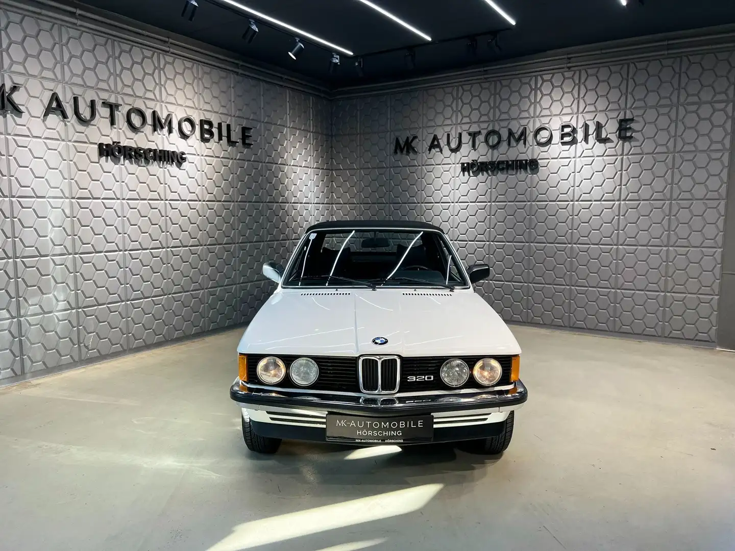 BMW 320 320/6 (E21)*ALPINEWEISS*LEDER* Weiß - 2