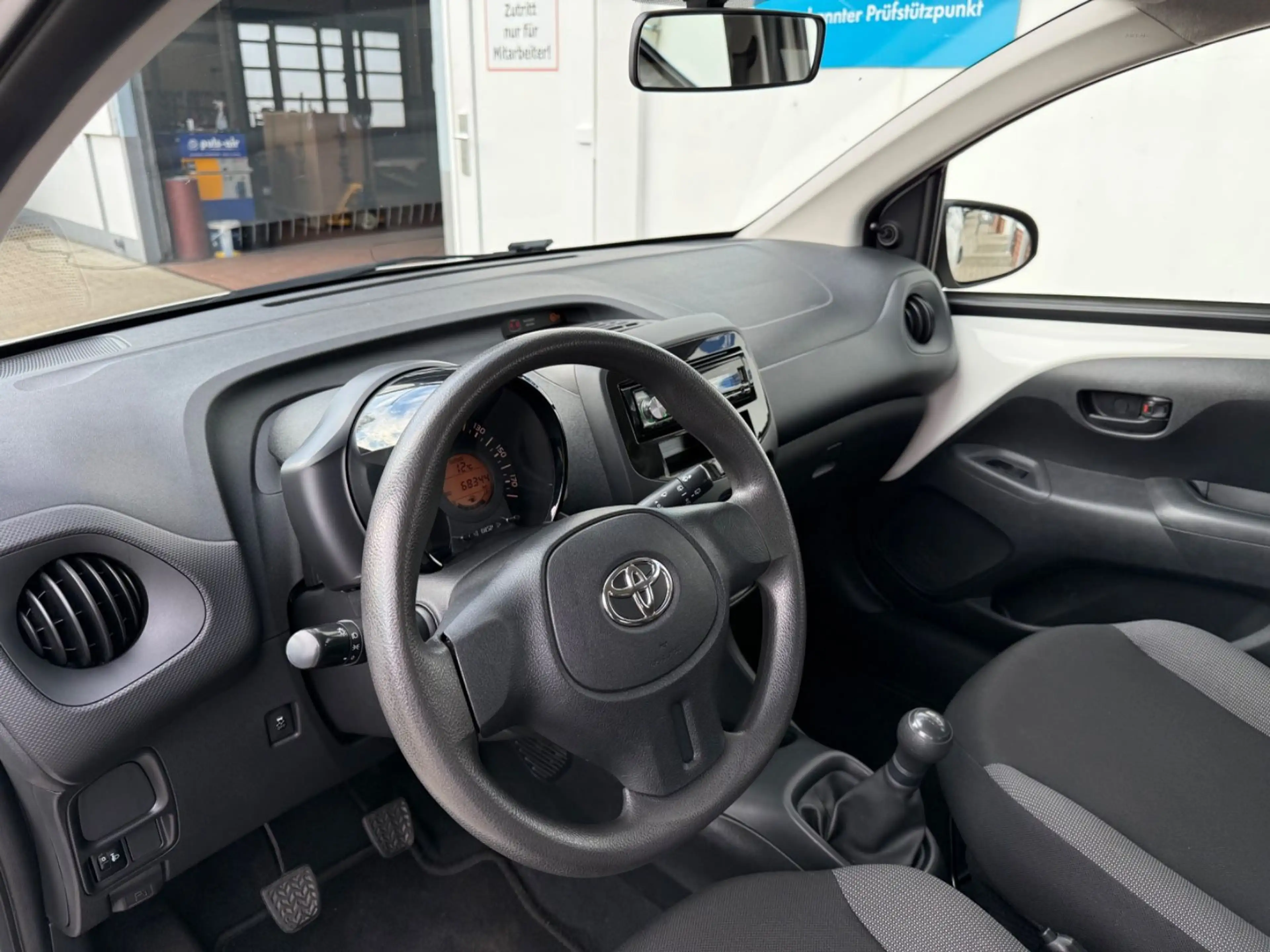Toyota Aygo AYGO x*2.HD*KLIMA*HU 06/28* — photo 9