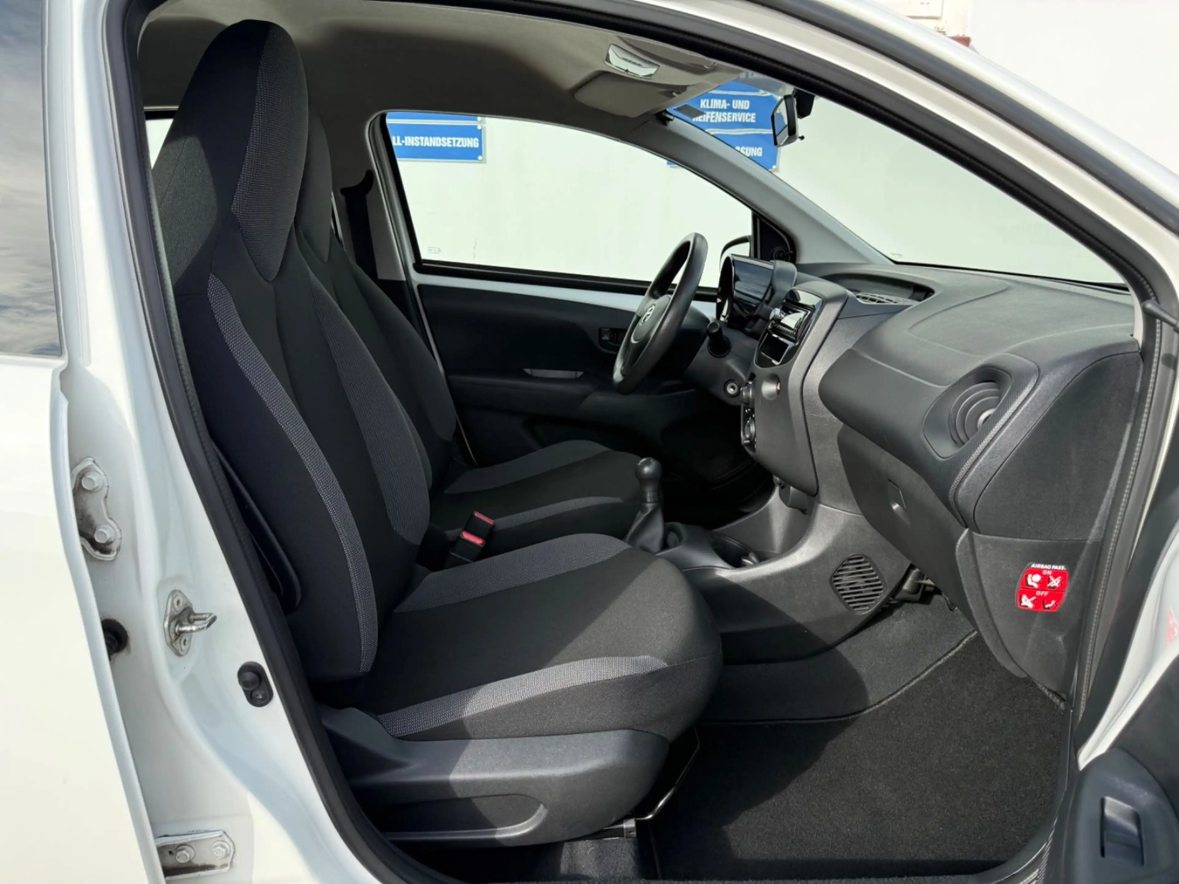 Toyota Aygo AYGO x*2.HD*KLIMA*HU 06/28* — photo 13