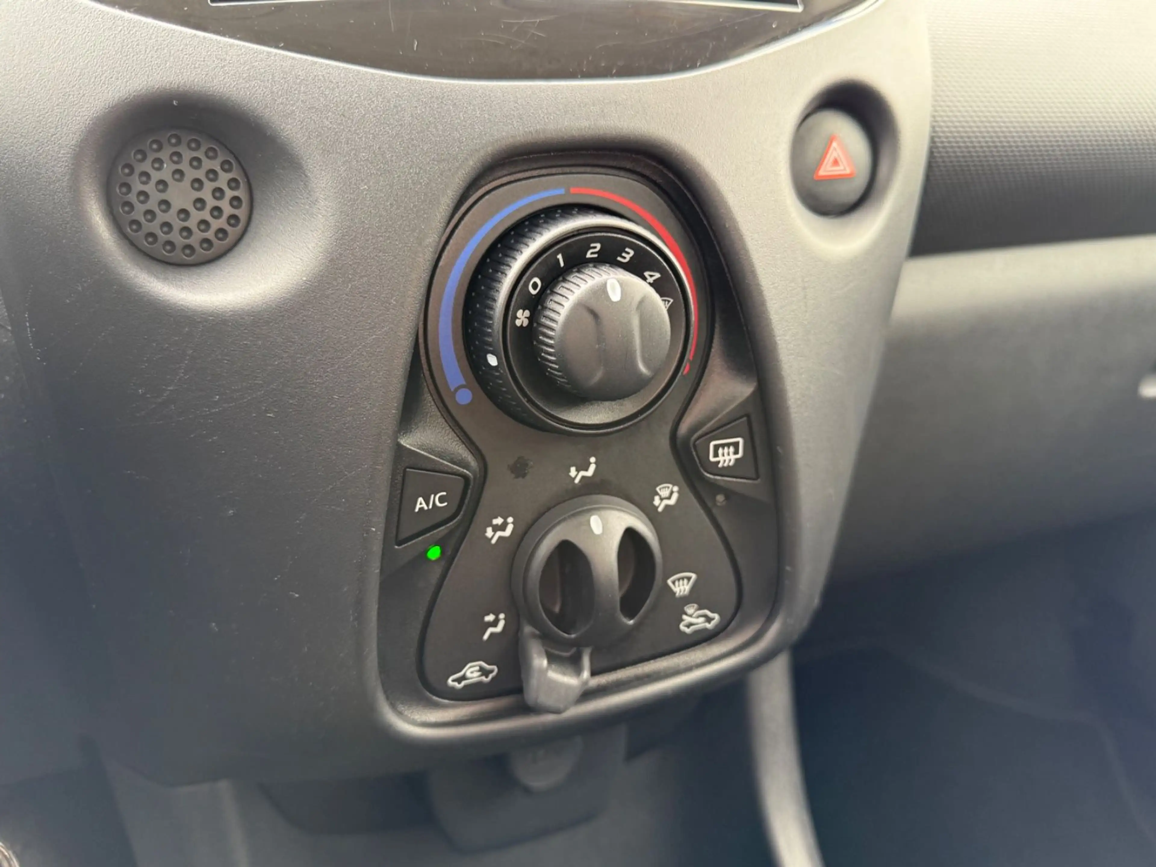 Toyota Aygo AYGO x*2.HD*KLIMA*HU 06/28* — photo 10