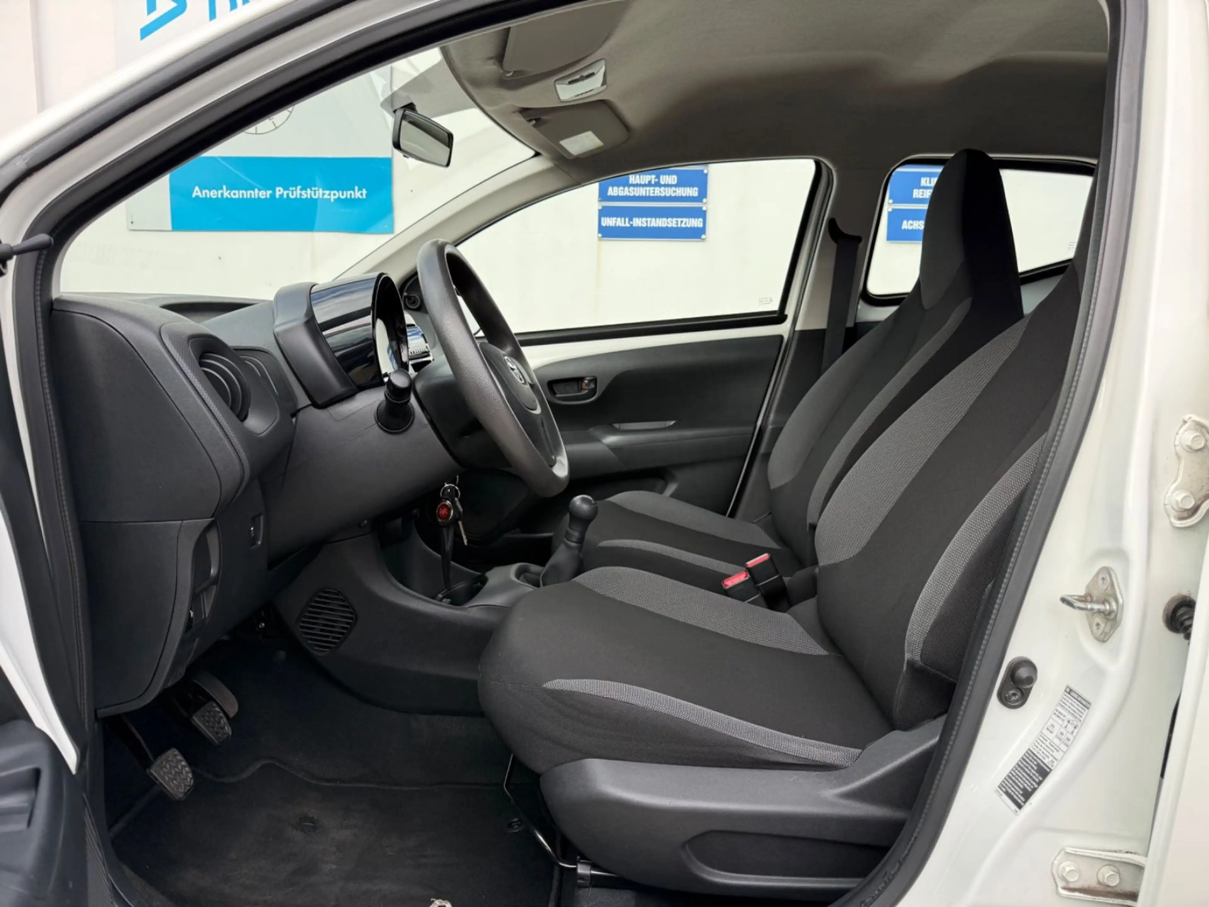 Toyota Aygo AYGO x*2.HD*KLIMA*HU 06/28* — photo 8