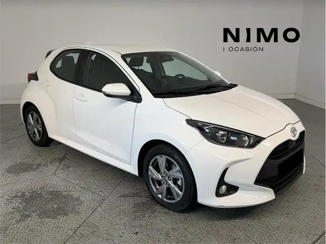 Toyota Yaris 120H 1.5 Active Plus