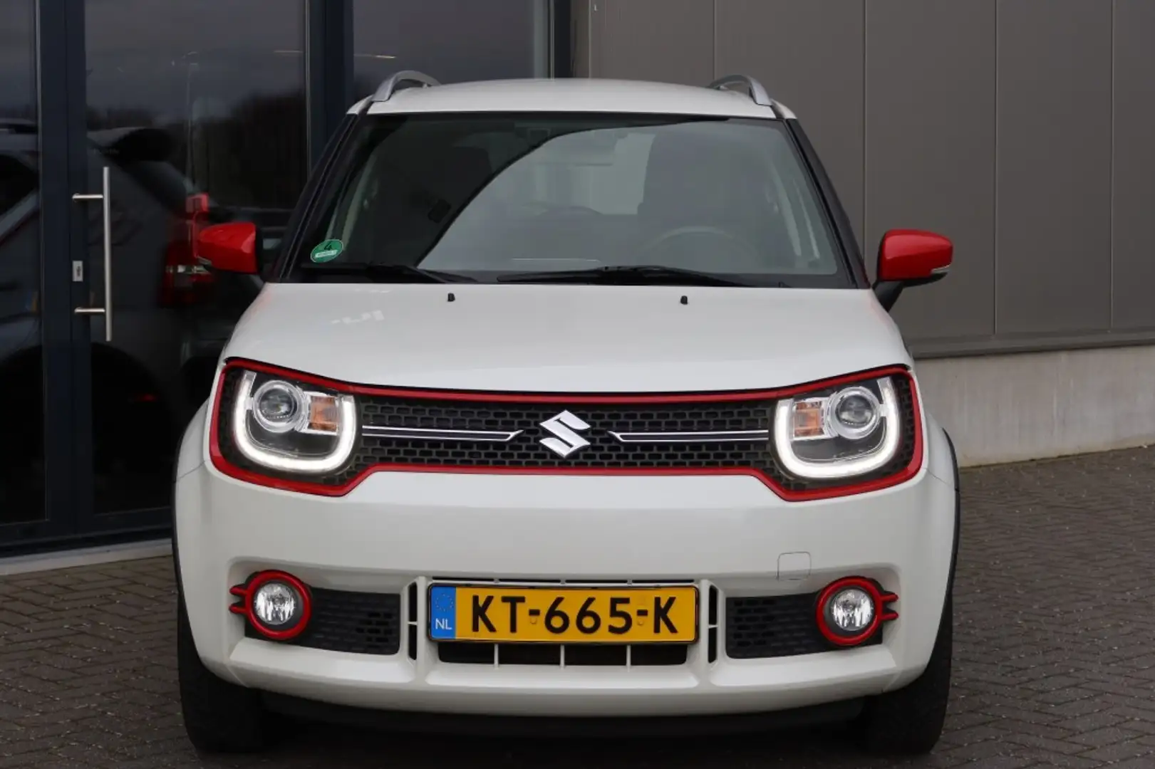 Suzuki Ignis 1.2 Stijl Smart Hybrid NAVI, Camera, Cruise, stoel White - 2
