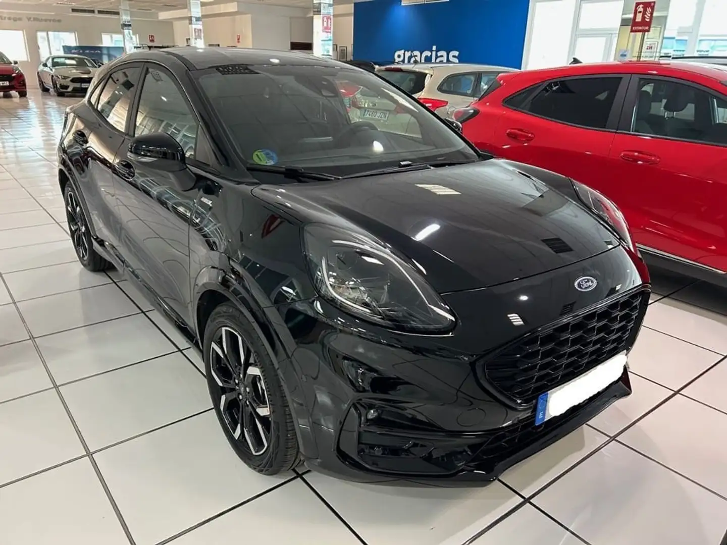 Ford Puma 1.0 EcoBoost MHEV ST-Line X Aut. 125 Schwarz - 1