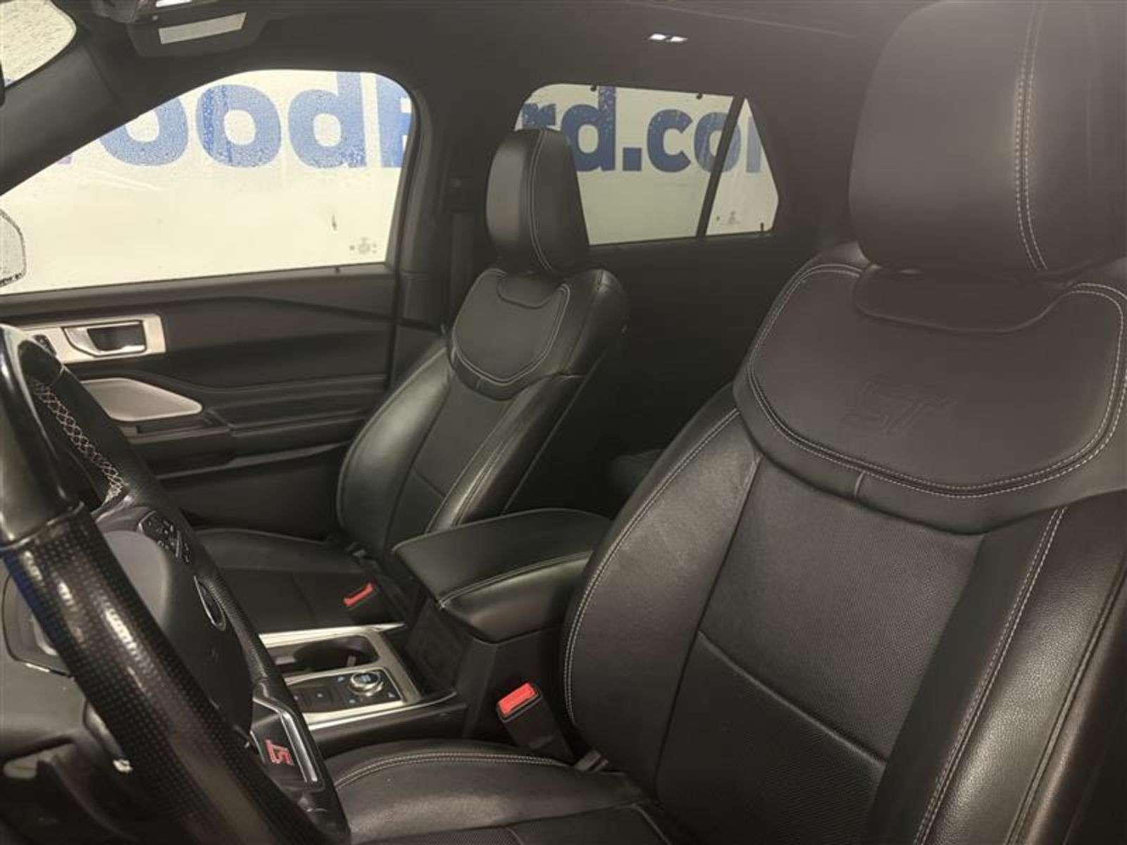 2020 Ford Explorer ST| Equipment Group 400A| Premium Technology Package| ST Street Pack| Tri Zone A\C| Active Park Assist| BLIS| Fordpass Co — снимка 5