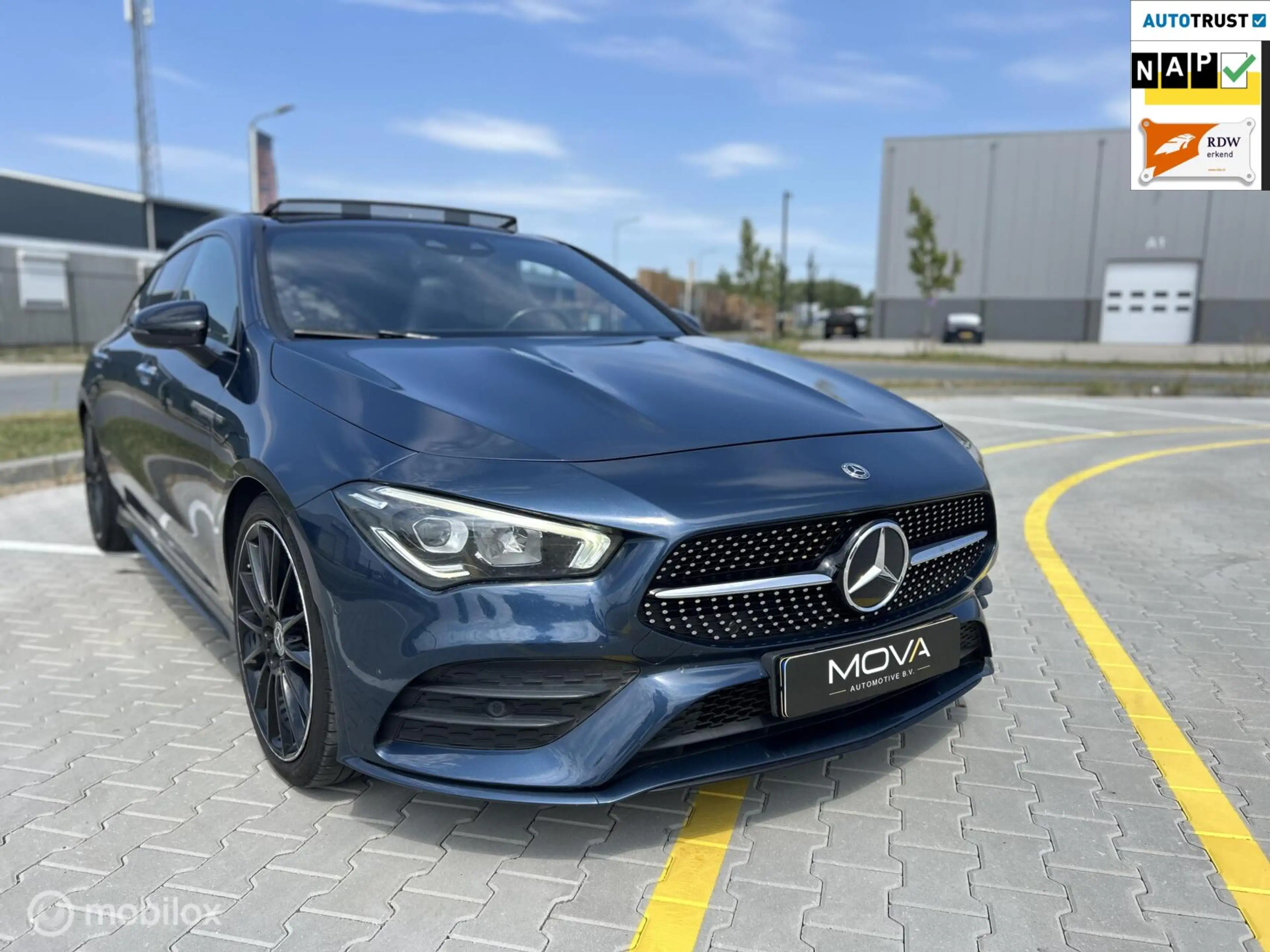 Mercedes-Benz CLA 220 Shooting Brake d AMG Line|PANO| — photo 6