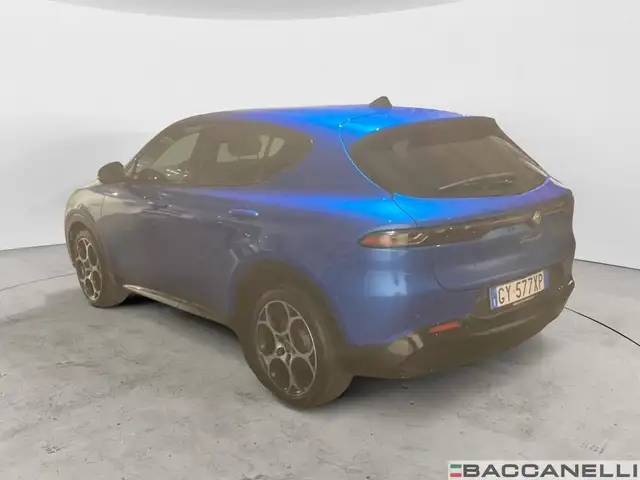 Alfa Romeo Tonale view 3