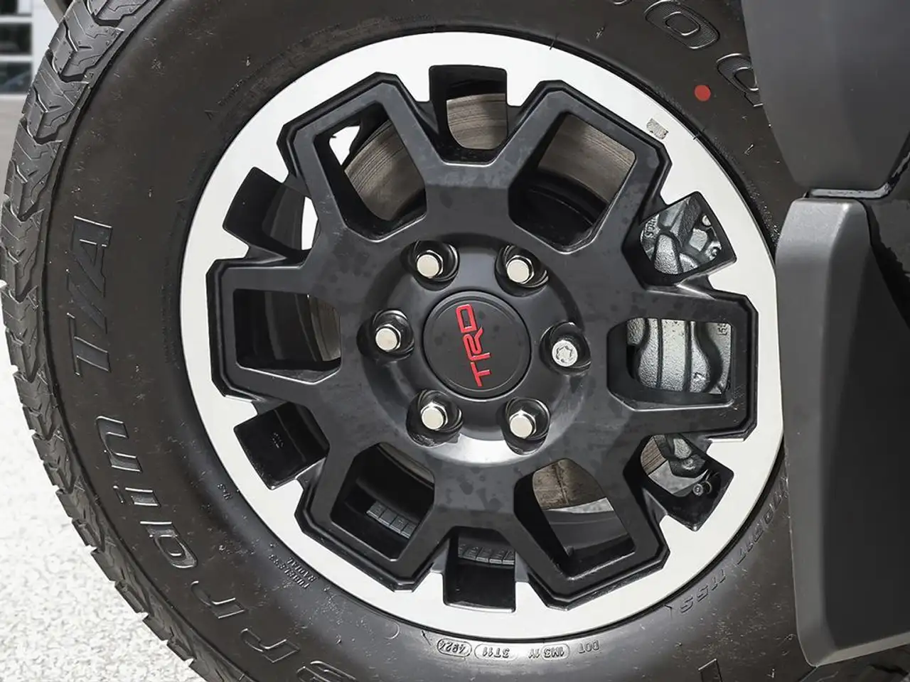 Toyota Tacoma снимка Toyota Tacoma