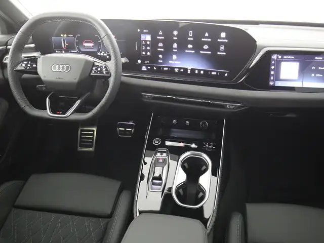 Audi A6 view 11