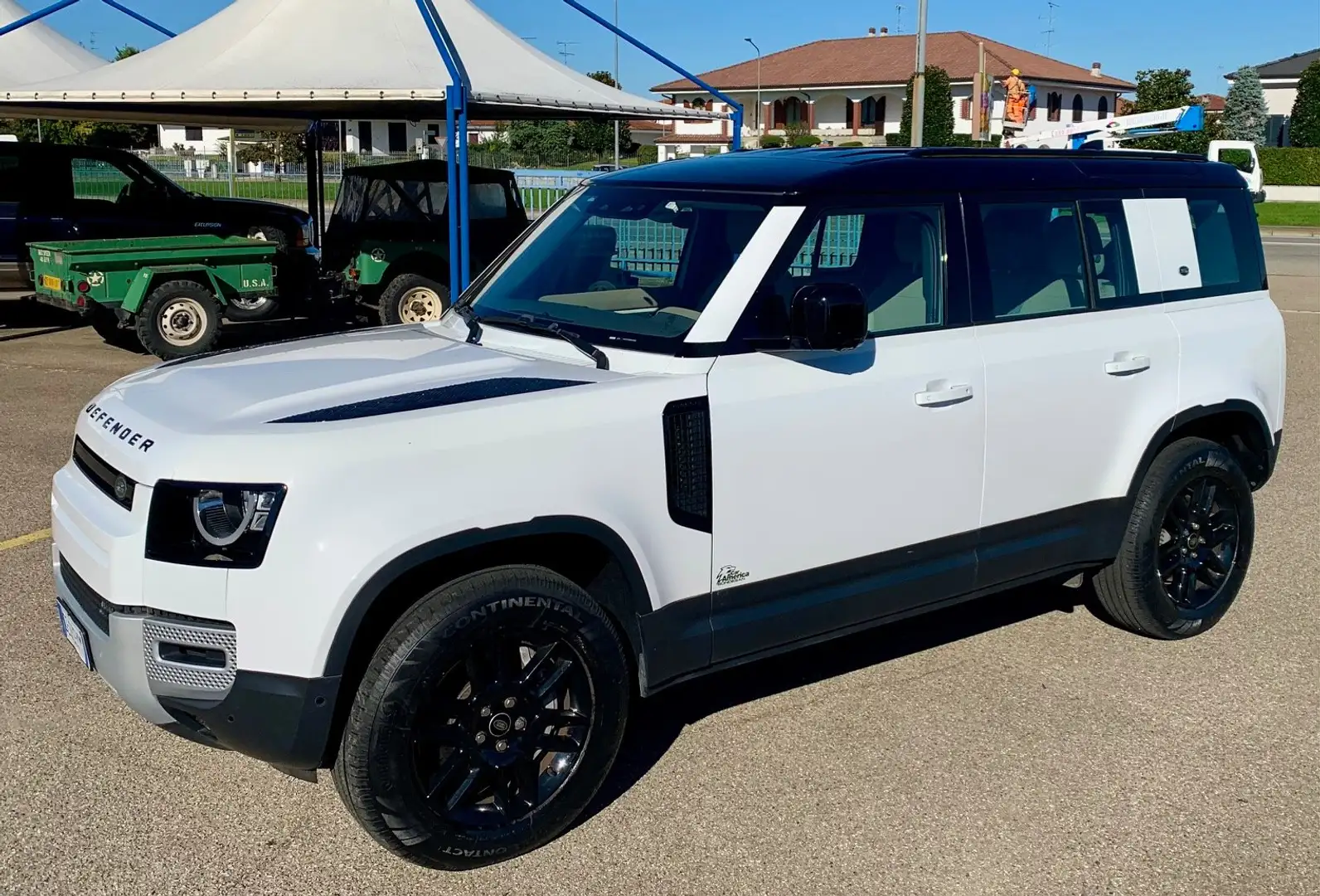 Land Rover Defender Defender VII 110 3.0d i6 mhev S awd 300cv auto Weiß - 1