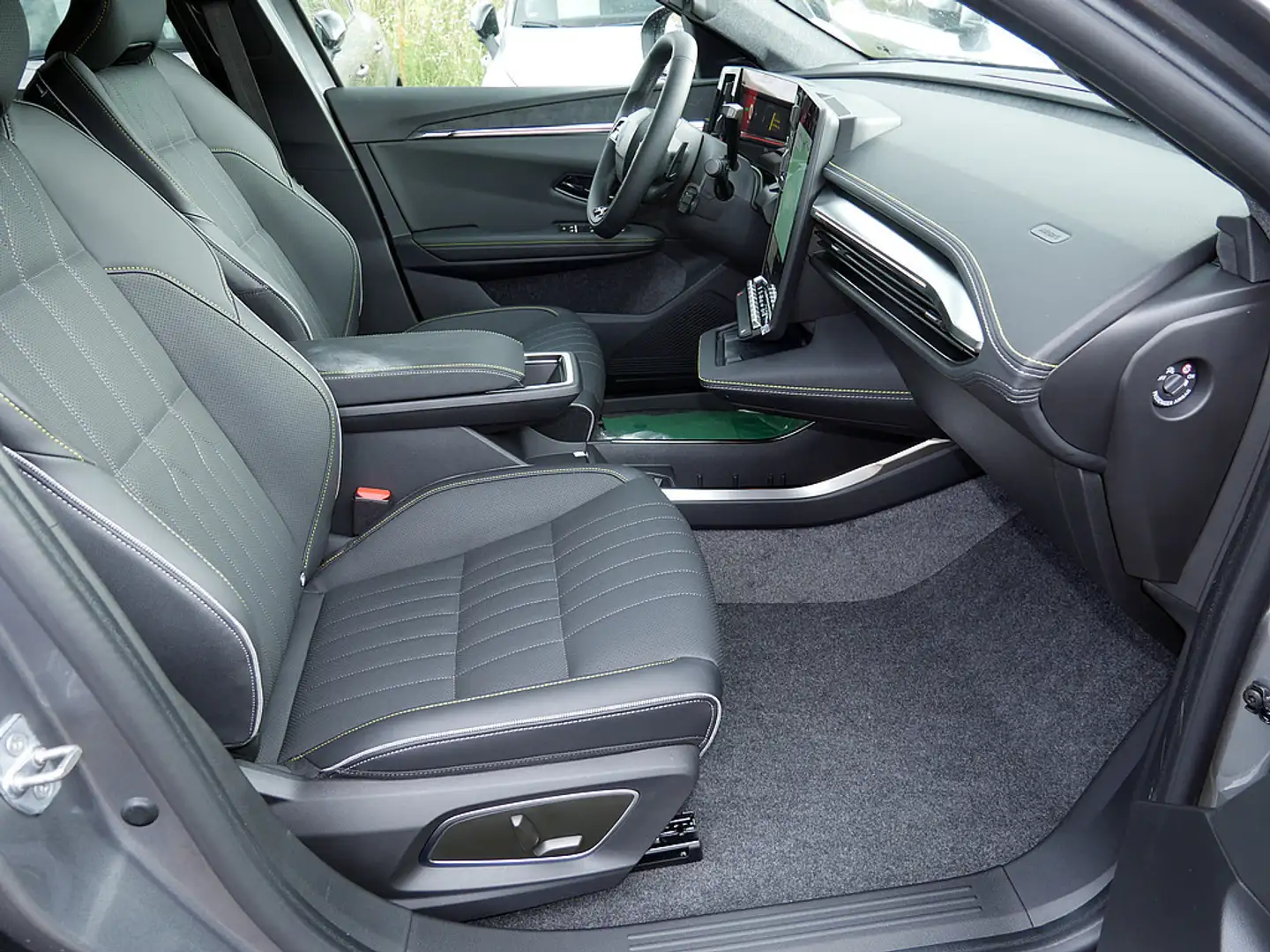 Renault Scenic E-Tech Iconic 220 Long Range Grau - 2