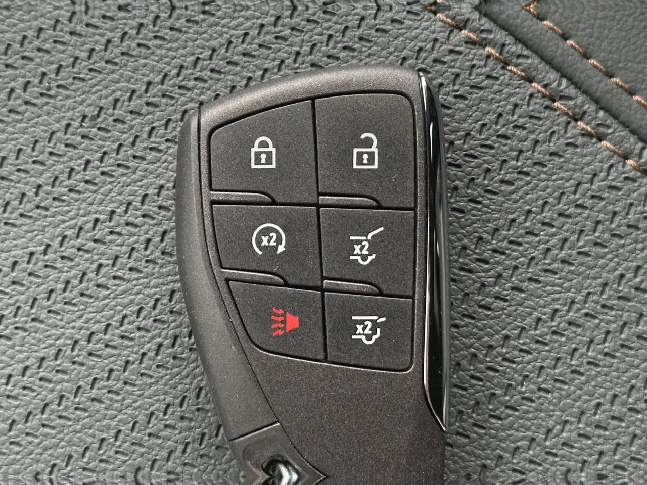 GMC Yukon снимка GMC Yukon