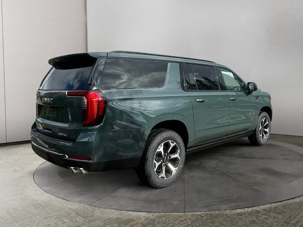 GMC Yukon снимка GMC Yukon