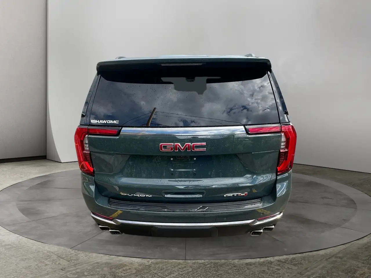 GMC Yukon снимка GMC Yukon