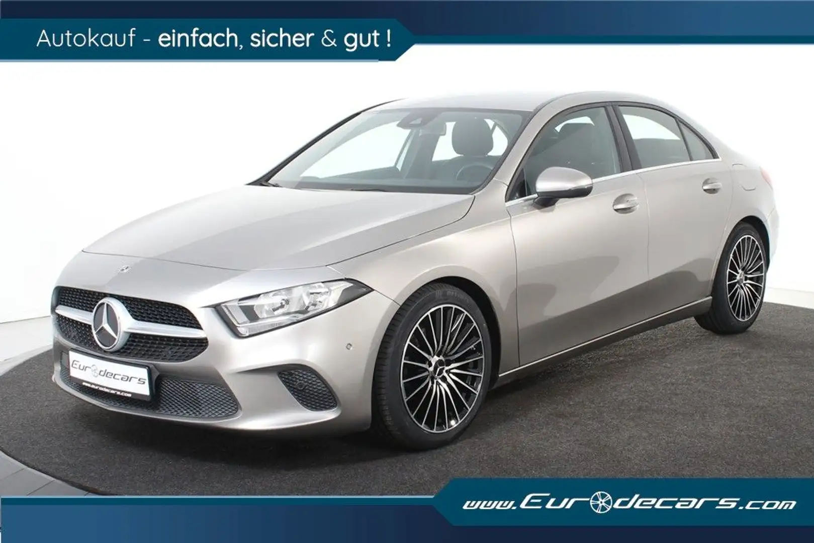 Mercedes-Benz A 200 Limosine *1.Hand*T-Leder*Navi*18" AMG " Beige - 1