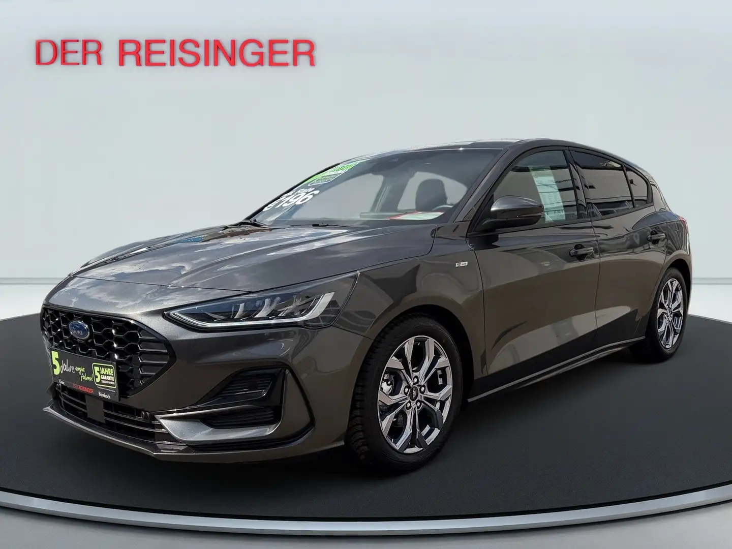 Ford Focus ST-Line Grau - 2