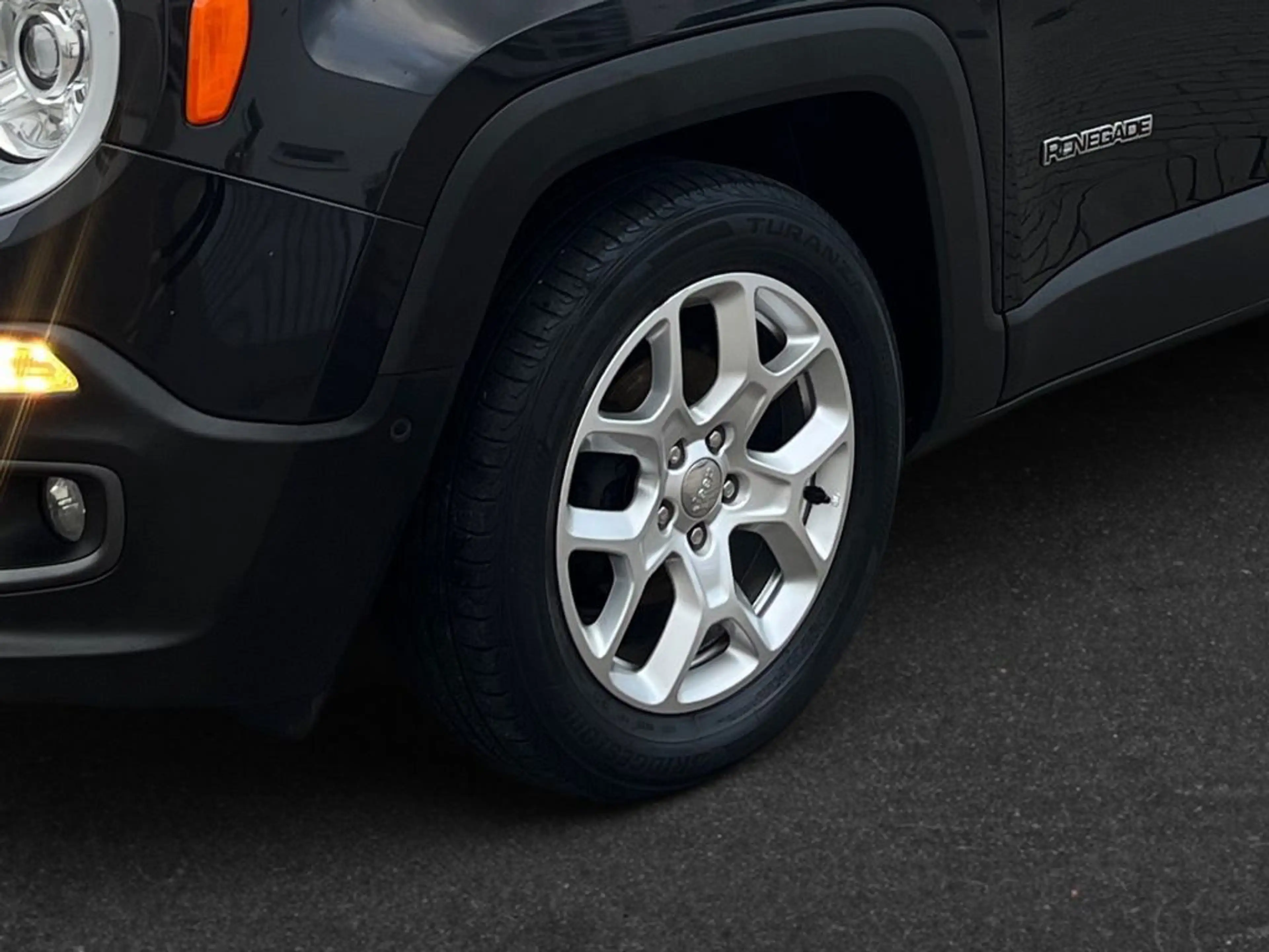 Jeep Renegade 1.4 MultiAir Limited — photo 10