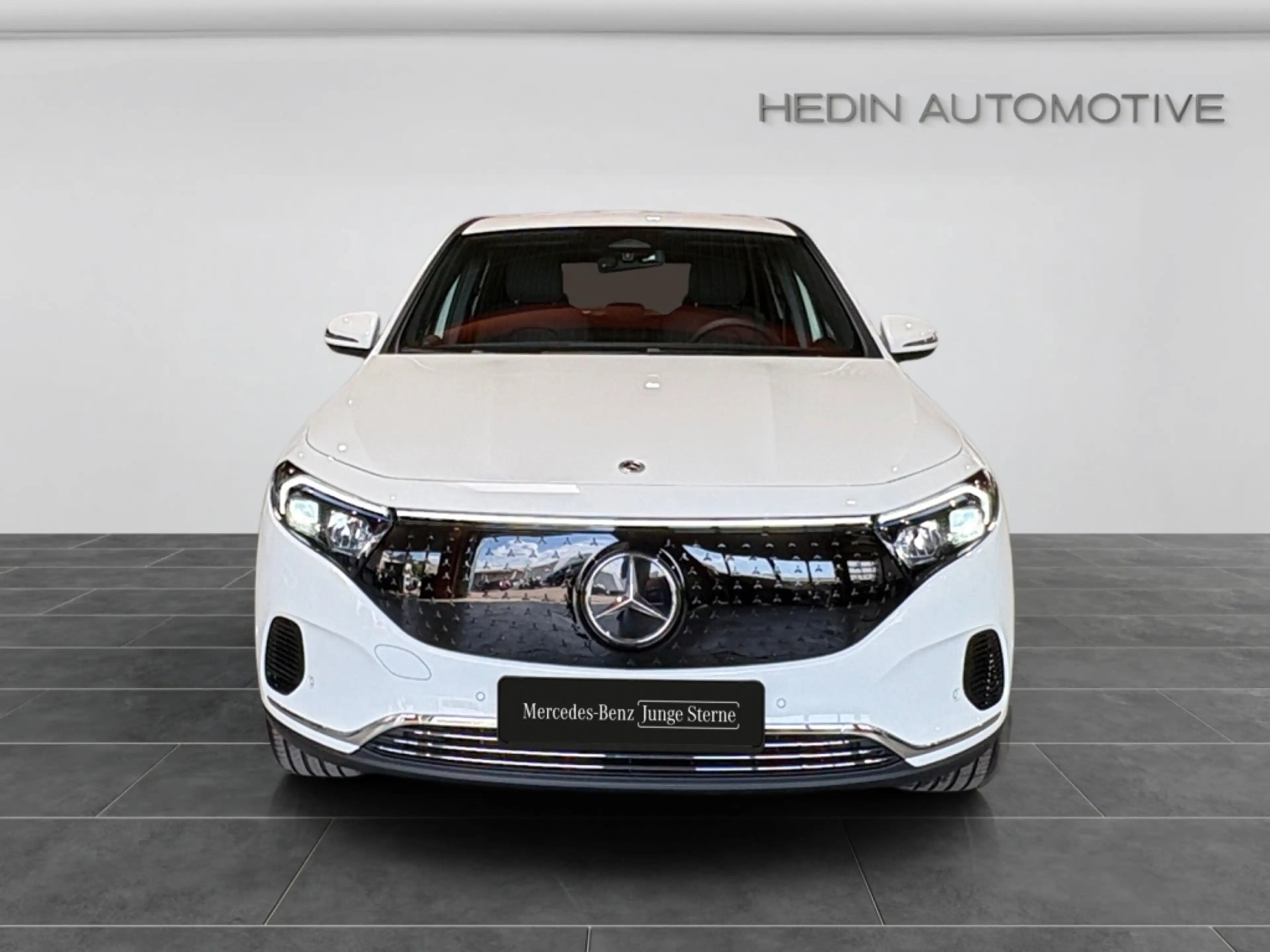 Mercedes-Benz EQA 300 4M PROGRESSIVE|LED|SHZ+LHZ|KAM|USB+|AMBI — photo 10