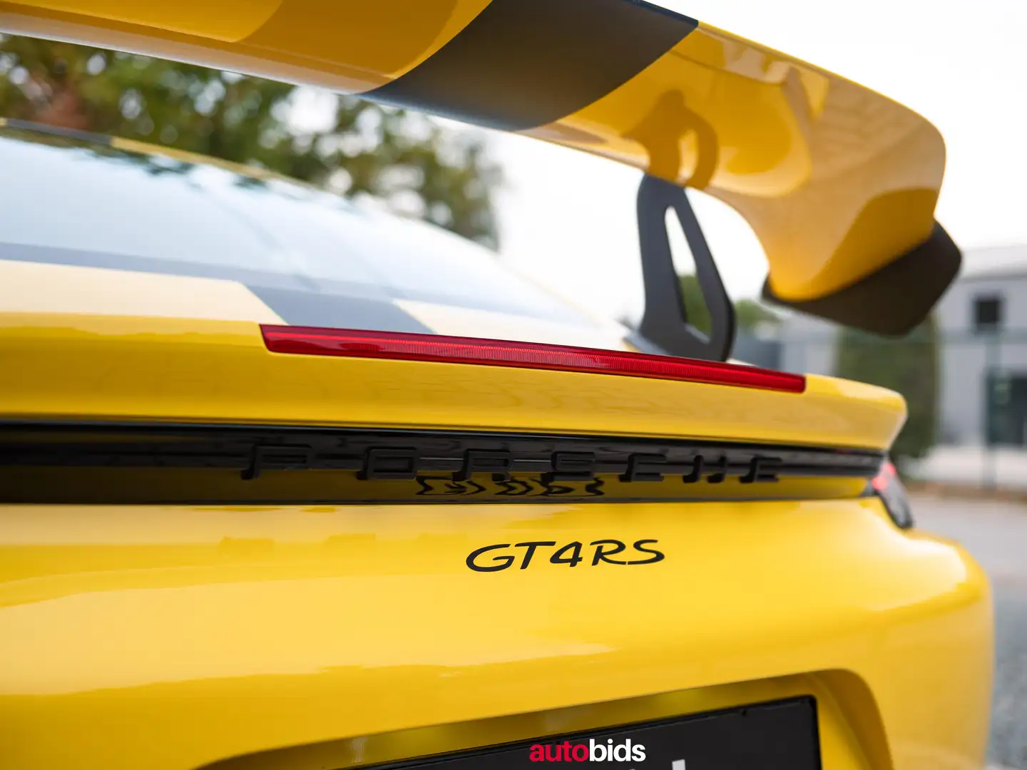 Porsche Cayman GT4 RS Żółty - 2