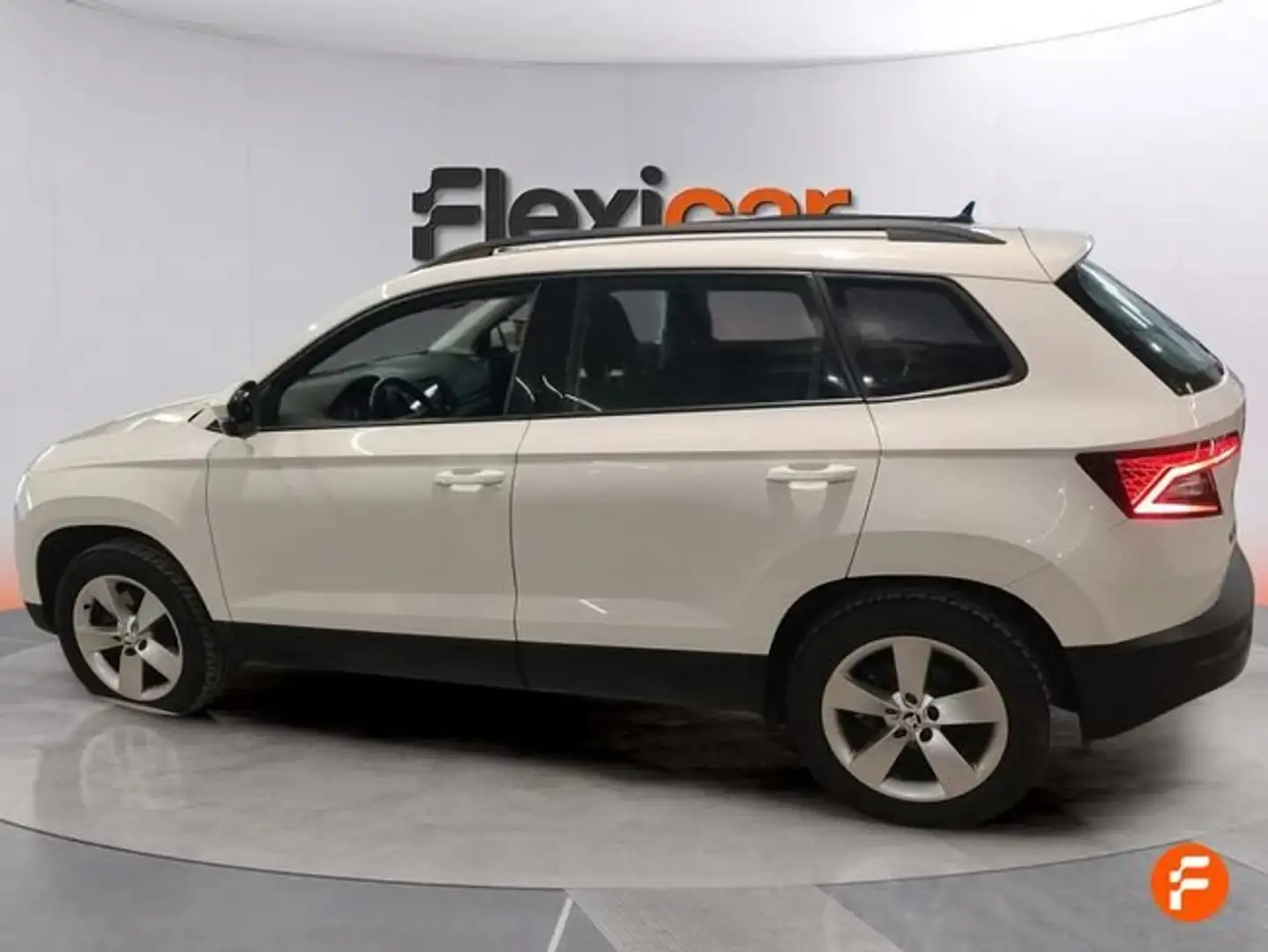Skoda Karoq 2.0TDI AdBlue Ambition 4x4 DSG 110kW Blanco - 2