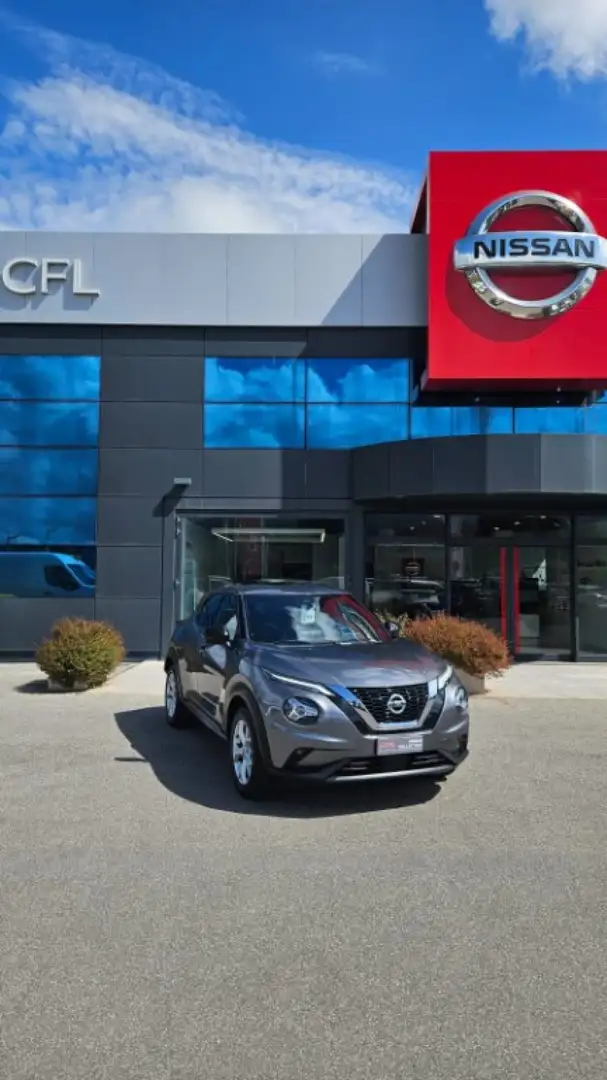 Nissan Juke 1.0 DIG-T 114 CV N-Connecta Grigio - 1