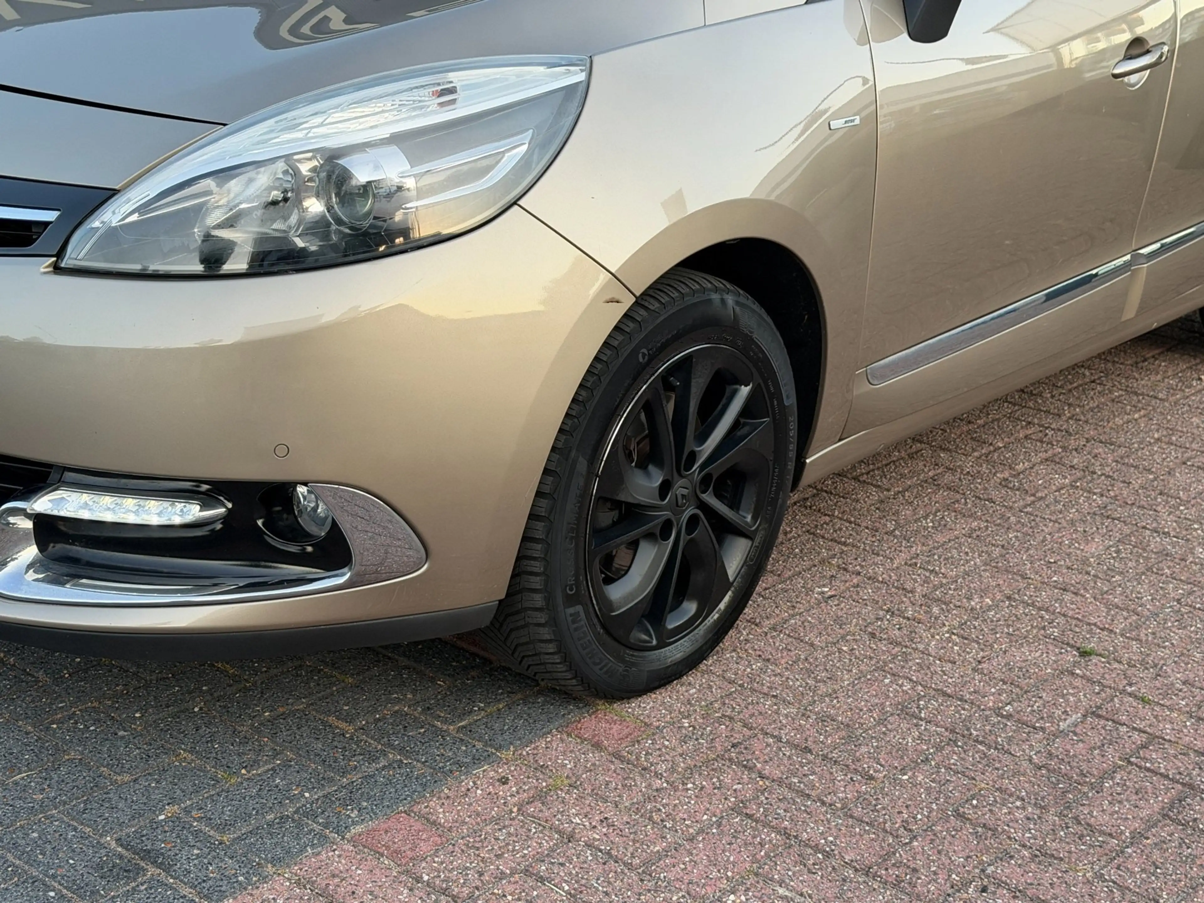 Renault Scenic 1.2 TCe Bose Clima|Cruise|NAVI|Camera|Trekhaak — photo 4