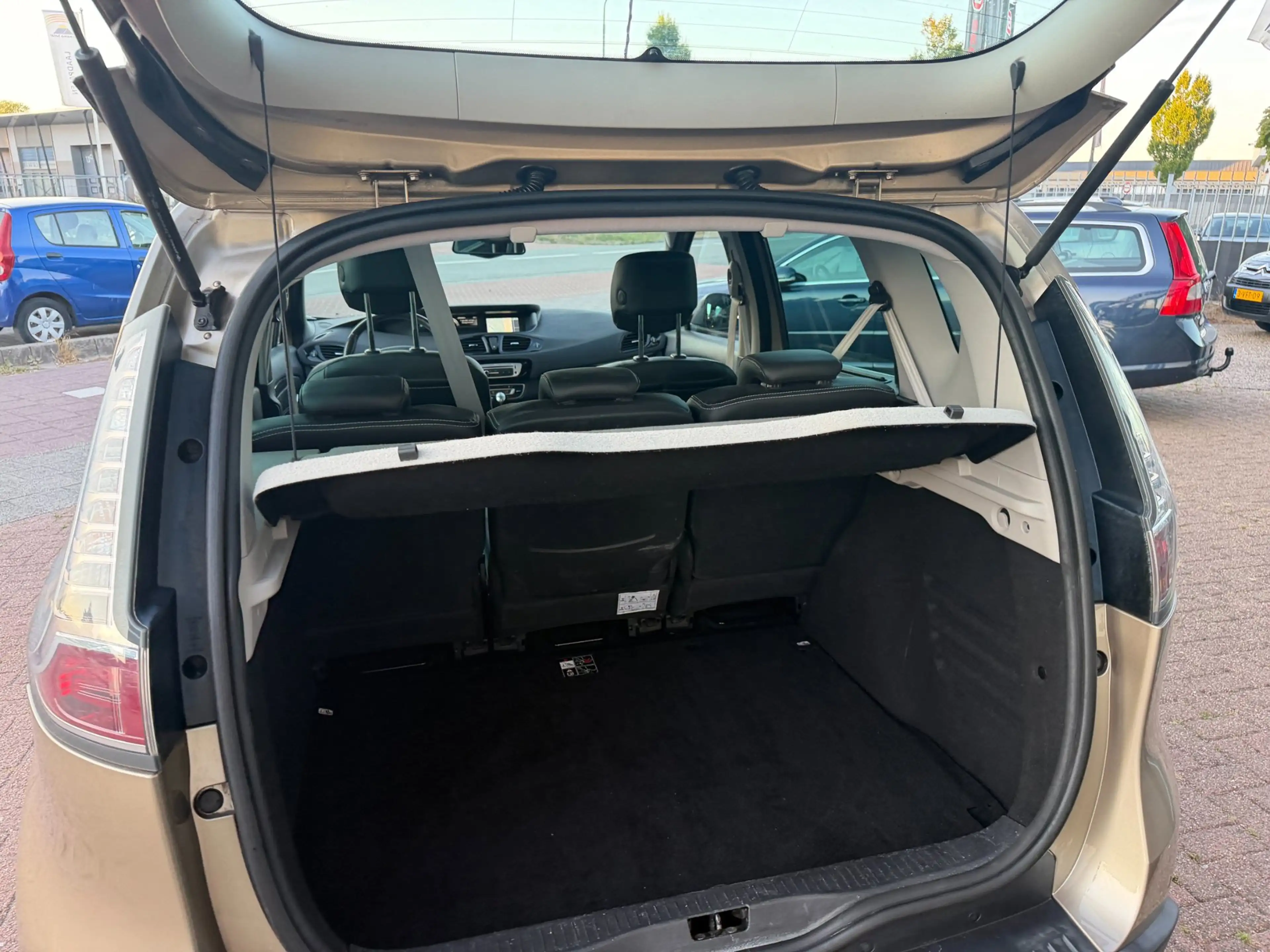 Renault Scenic 1.2 TCe Bose Clima|Cruise|NAVI|Camera|Trekhaak — photo 10