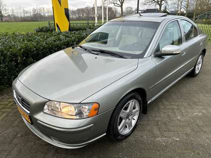 Volvo S60 2.5T 154 kW Summum Schuifdak / Leder / Bose