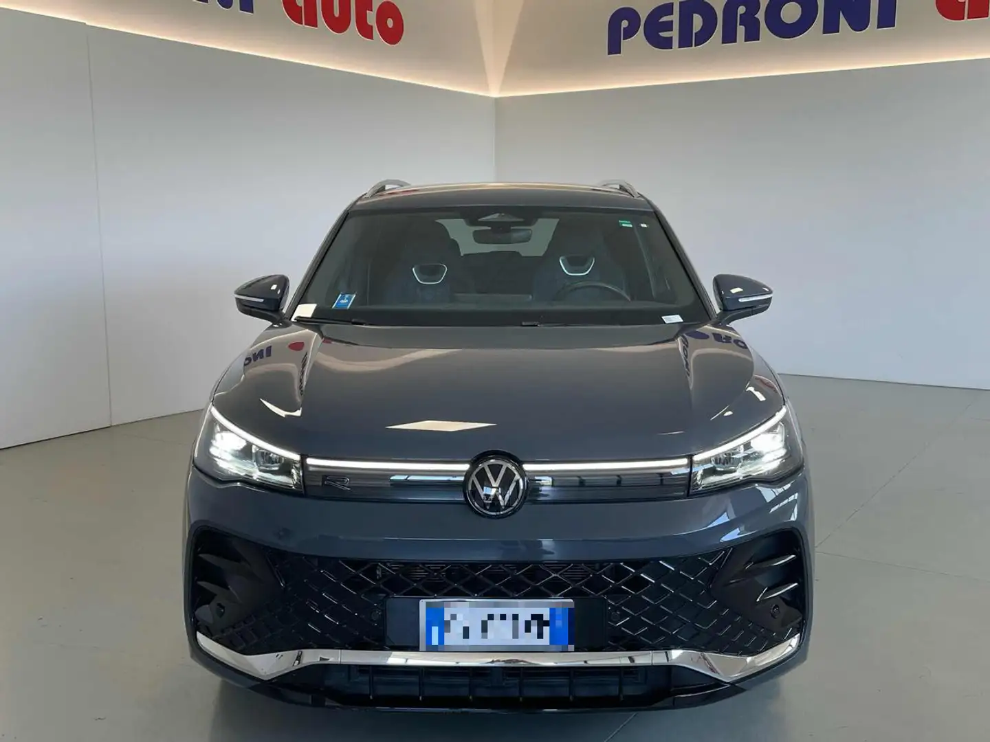 Volkswagen Tiguan 2.0 TDI 150 CV SCR DSG R-Line Grigio - 2