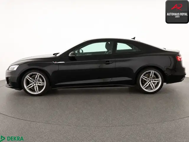 Audi A5 view 2