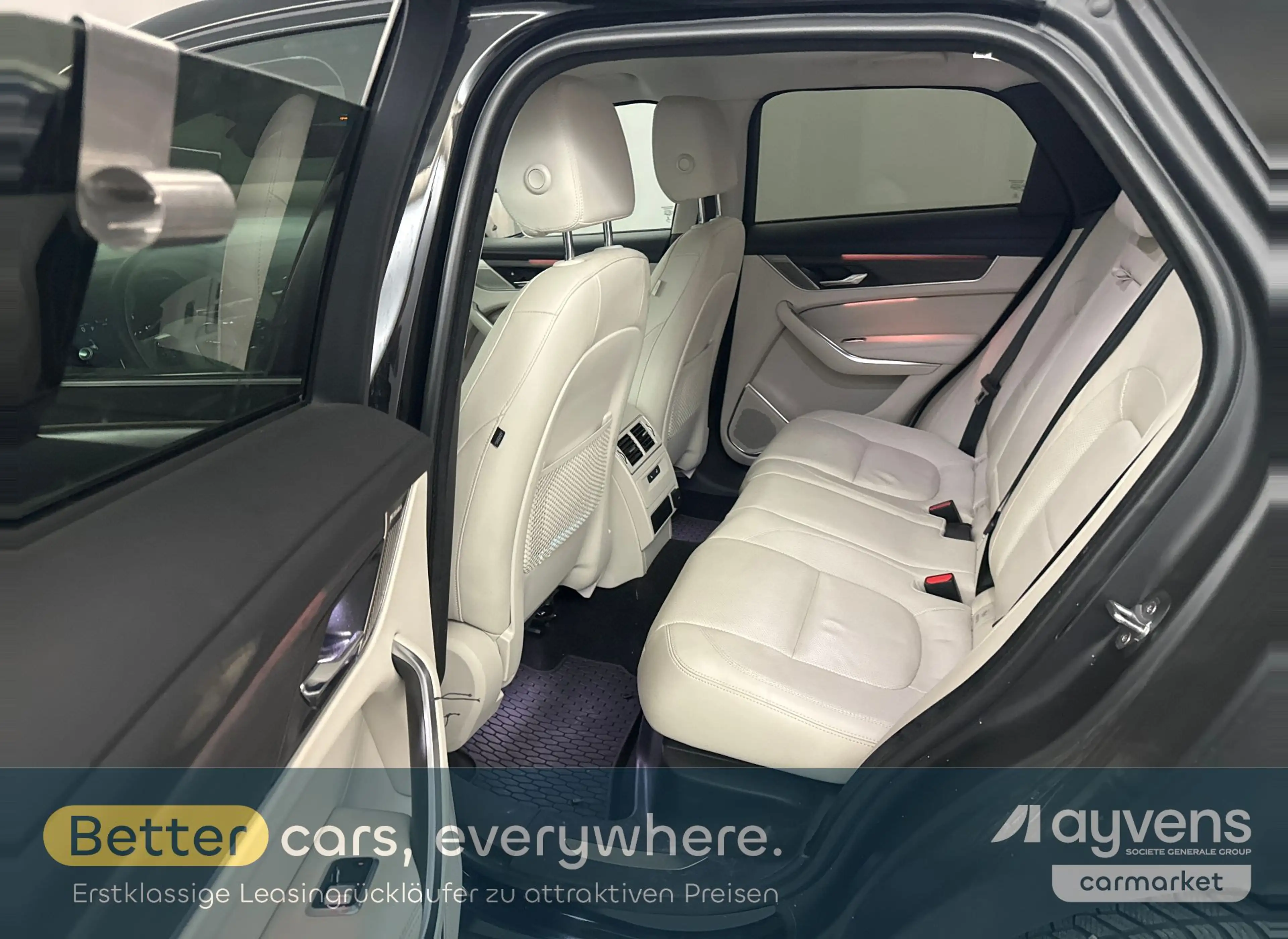Jaguar F-Pace D300 AWD — photo 10