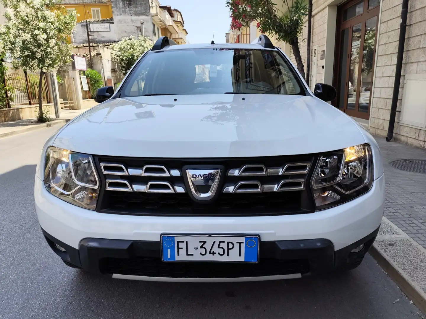 Dacia Duster 1.6 115 CV S&S 4x2 GPL Speciale Brave Bianco - 2