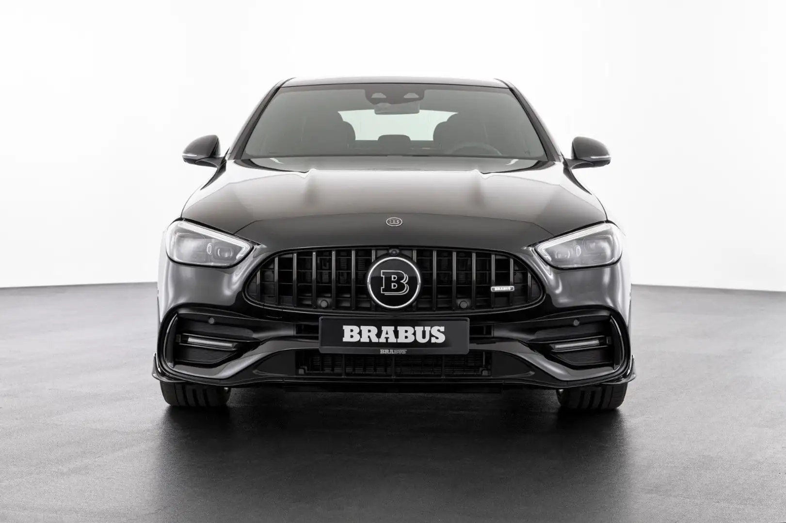 Mercedes-Benz C 43 AMG Mercedes-AMG C 43 in BRABUS Sonderausstattung Černá - 2