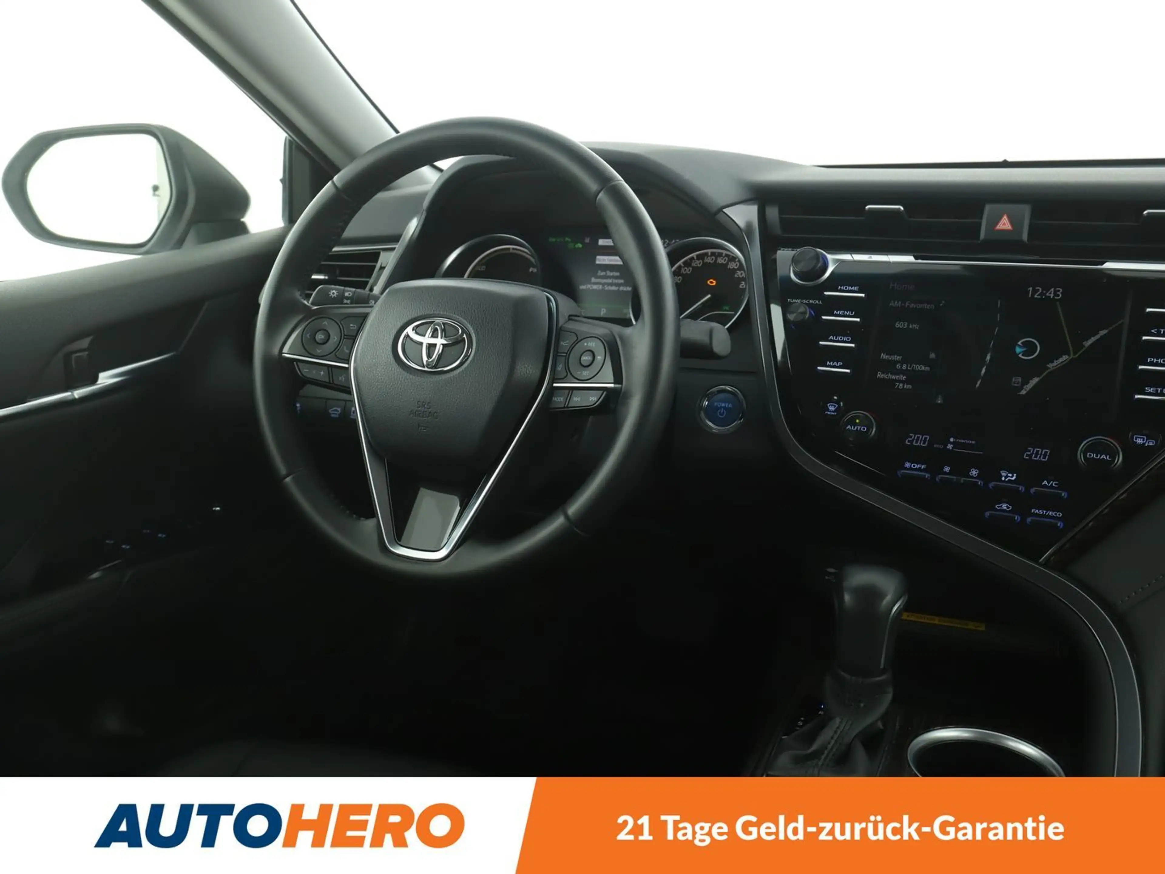 Toyota Camry 2.5 Hybrid Executive Aut*NAVI*LED*ACC*CAM*PDC*SHZ* — photo 13