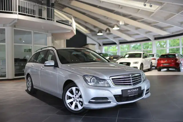 Mercedes-Benz C 200 BE ANHÄNGERKUPPLUNG   COMAND