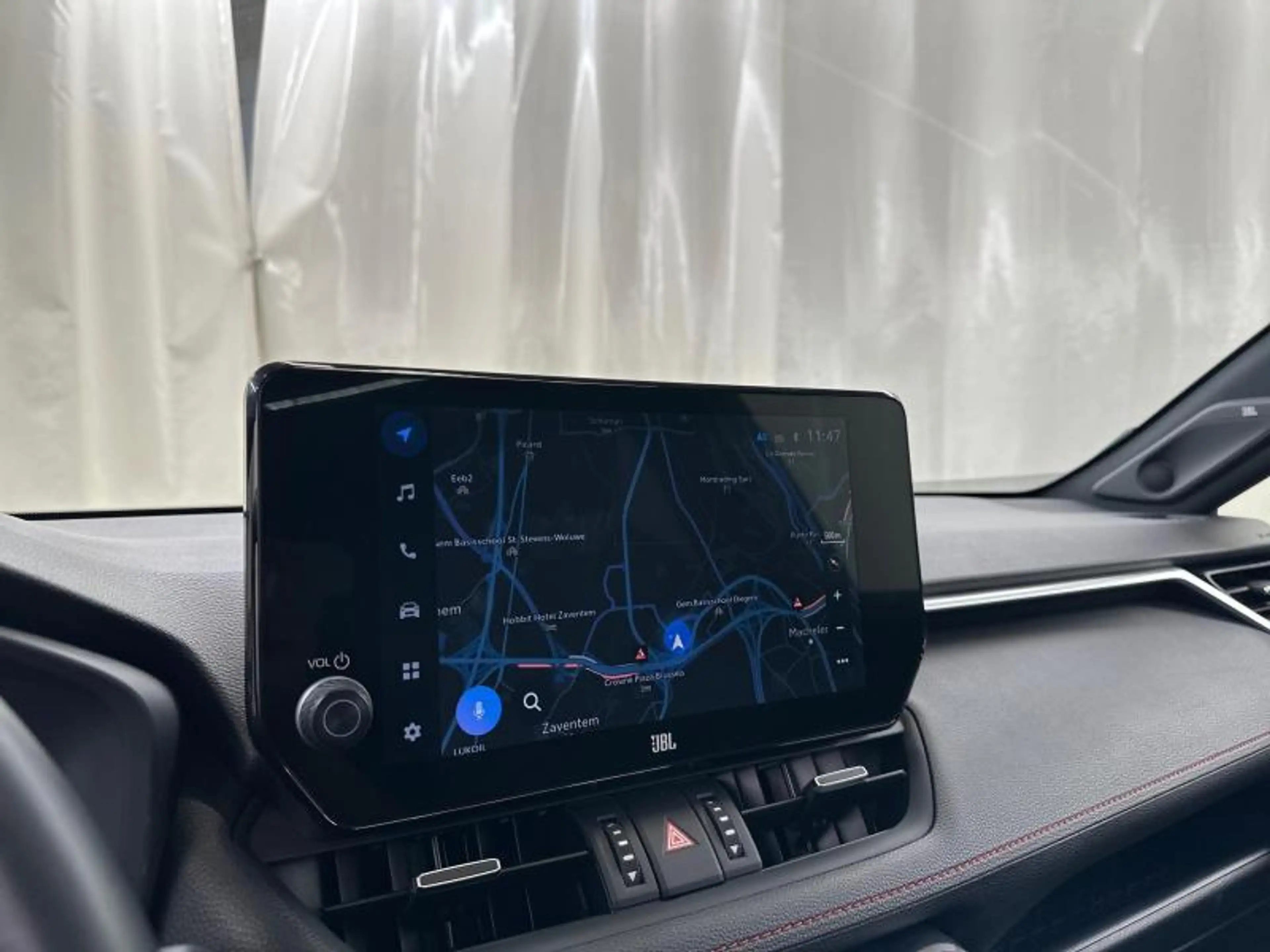 Toyota RAV4 Premium Plus PHEV AWD — photo 23
