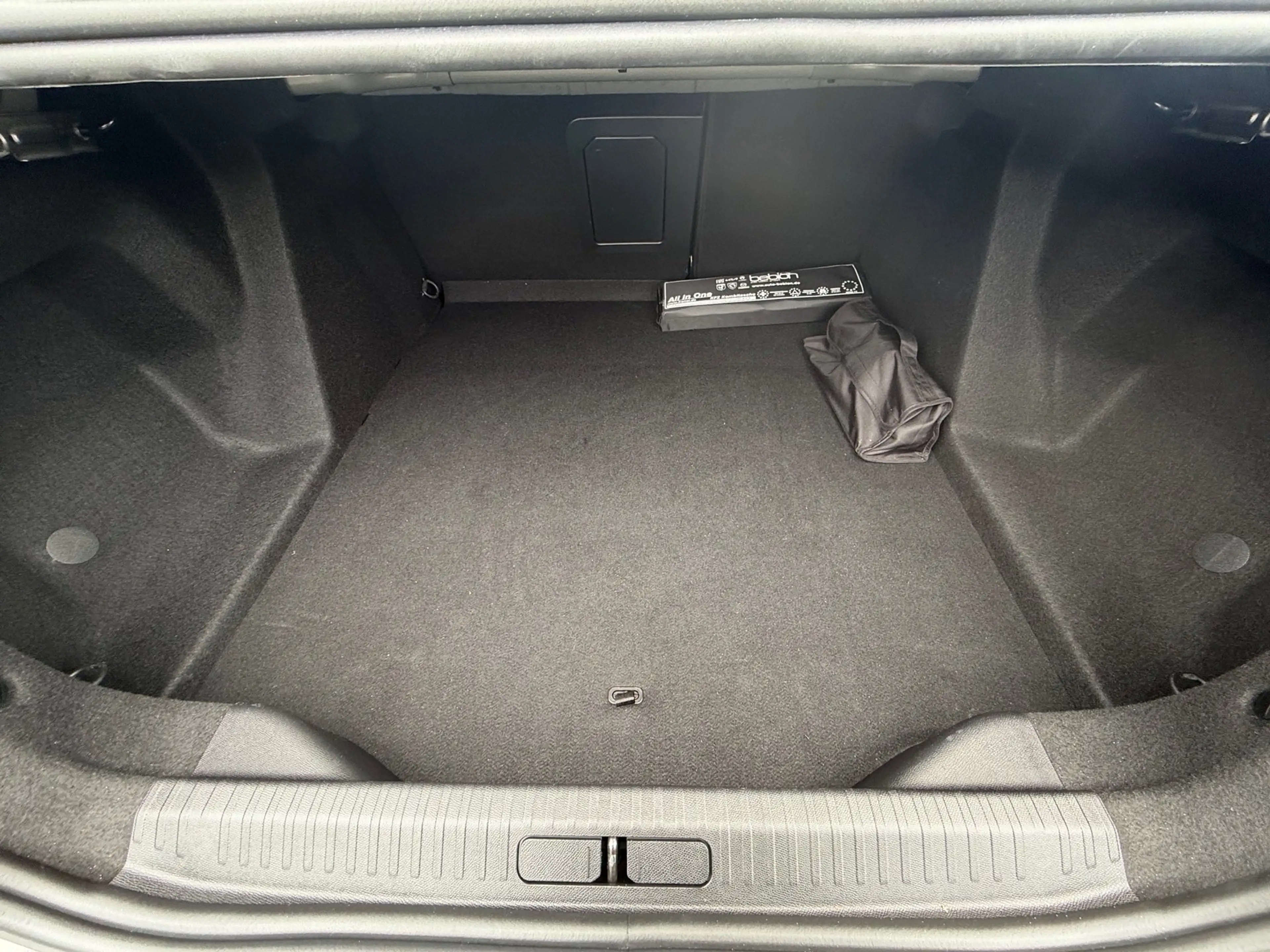 Citroen C4 X 1.2 PureTech 130 S&S Shine KeyLess LED Navi — photo 11