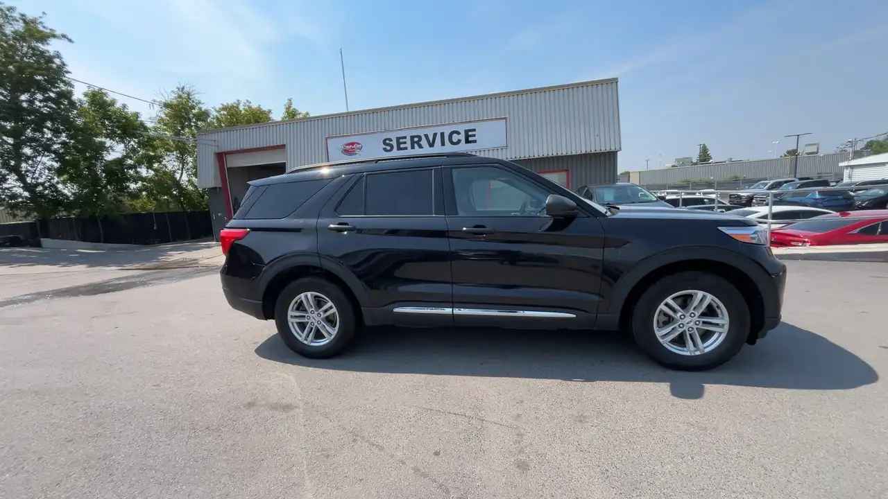 Ford Explorer снимка Ford Explorer