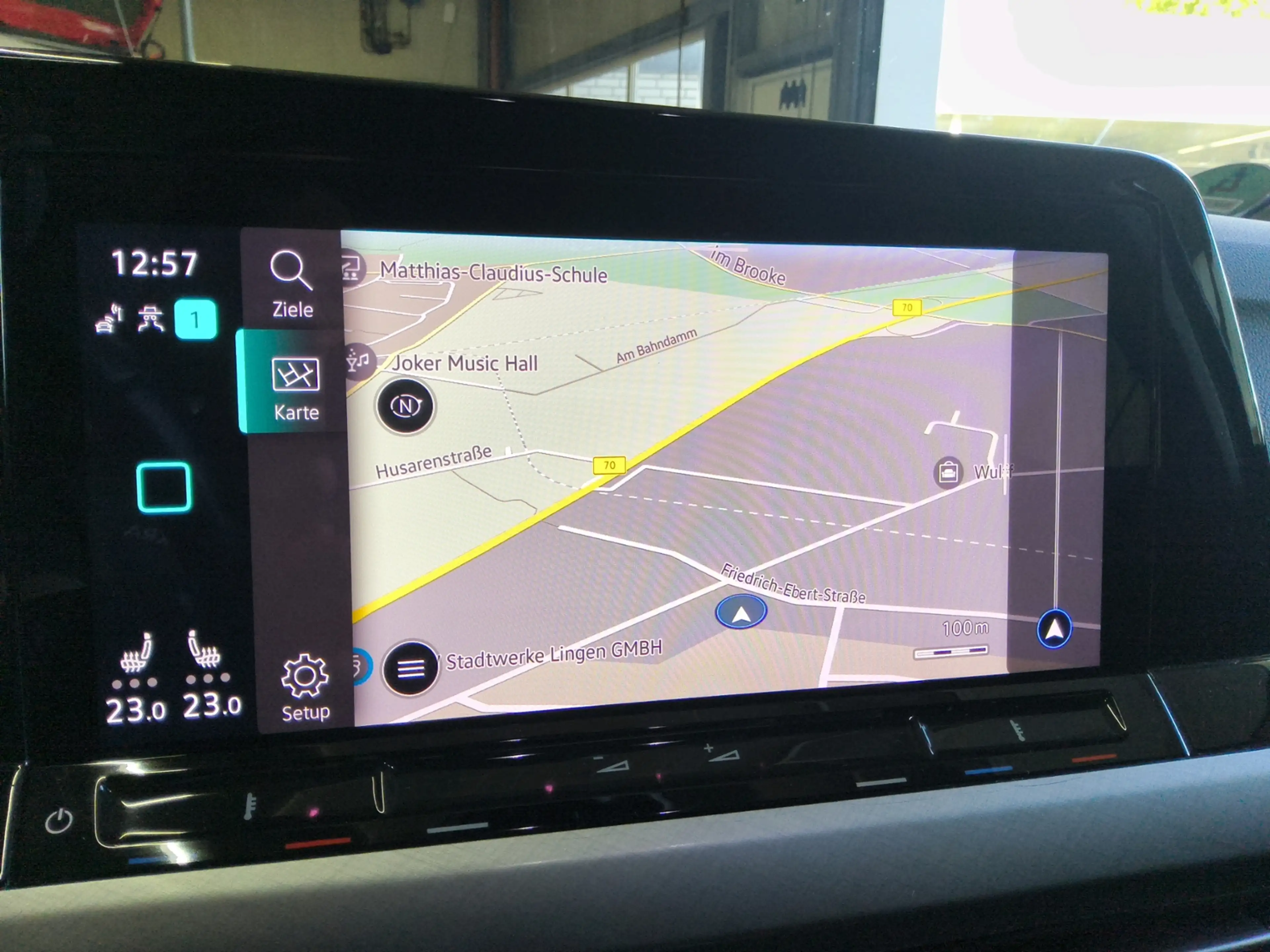Volkswagen Golf Variant VIII Variant 2.0 TDI DSG LIFE +AHK +LED +ACC +VIR — photo 10