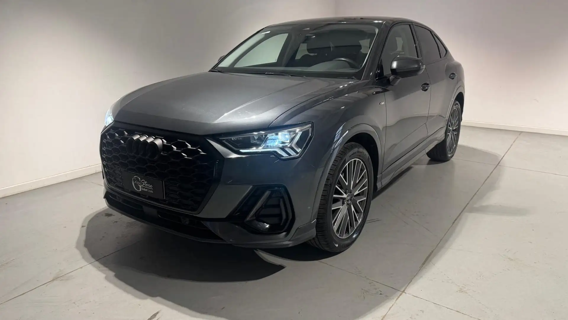 Audi Q3 Sportback 35 2.0 tdi S line edition s-tronic Grigio - 1