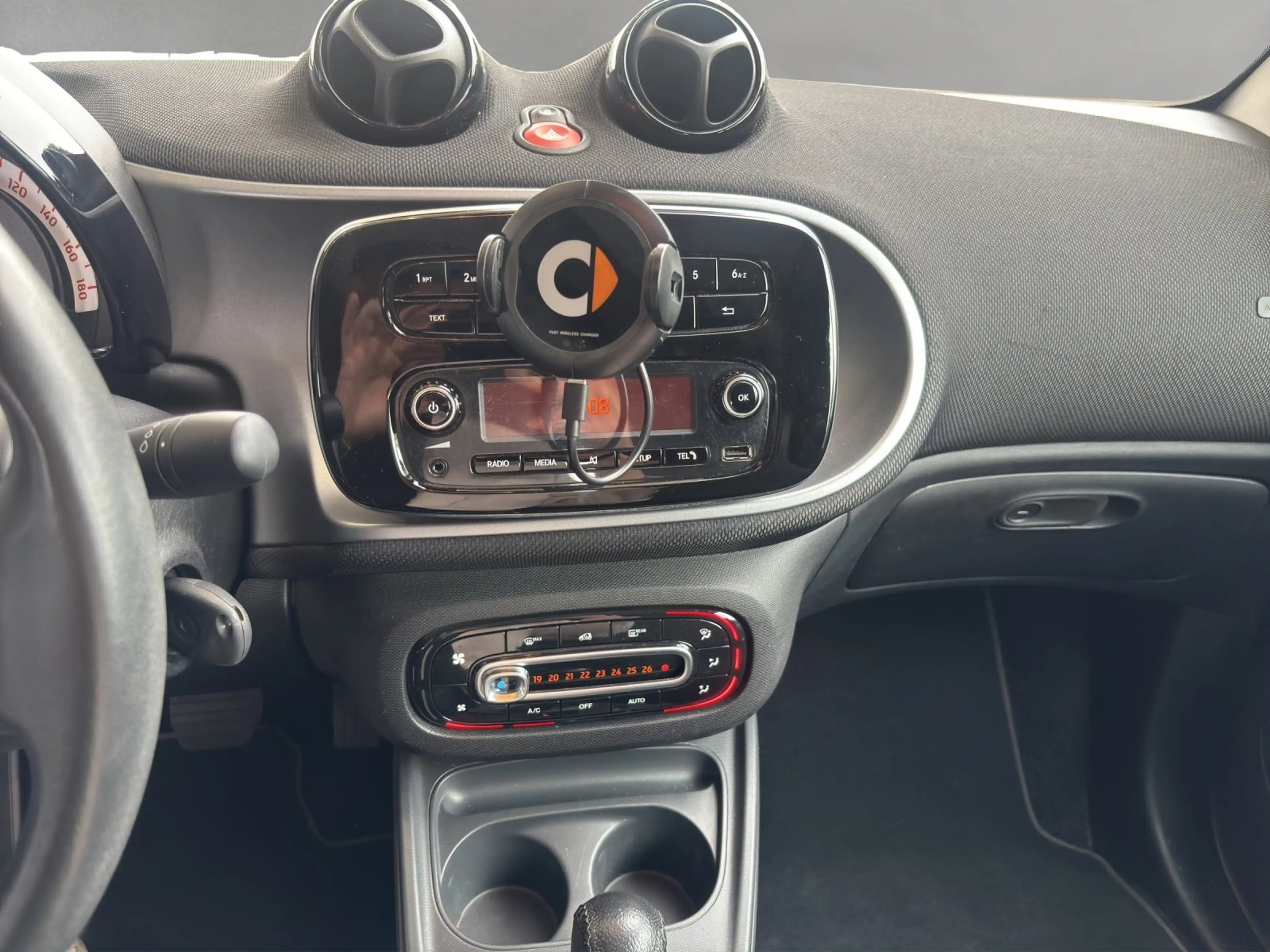 smart forTwo Fortwo Cabrio Passion Twinamic JBL Sitzheizung — photo 9